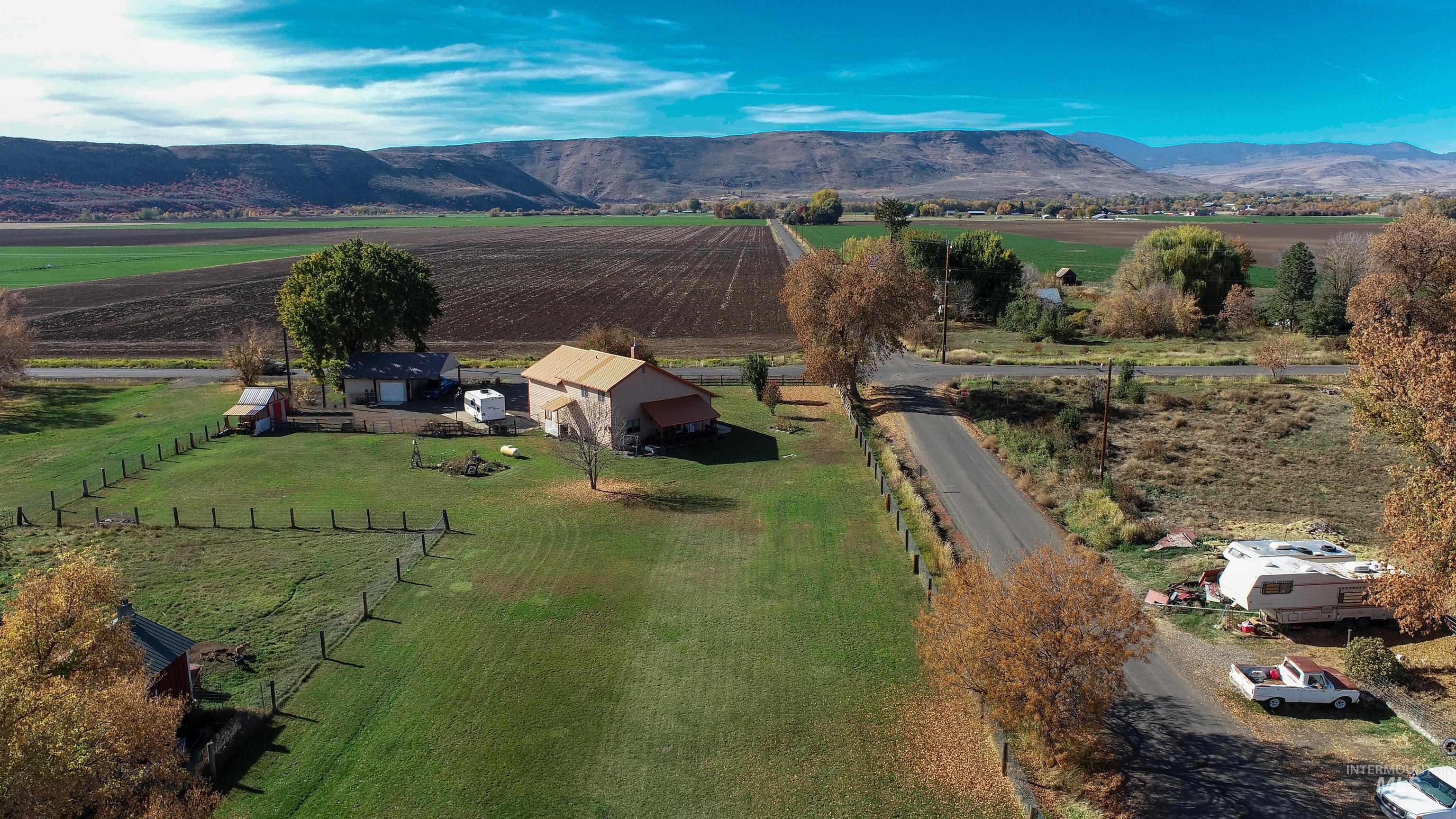 2796 Burton Ln, Cambridge, Idaho 83610, 4 Bedrooms, 2 Bathrooms, Residential For Sale, Price $470,000, 98965895