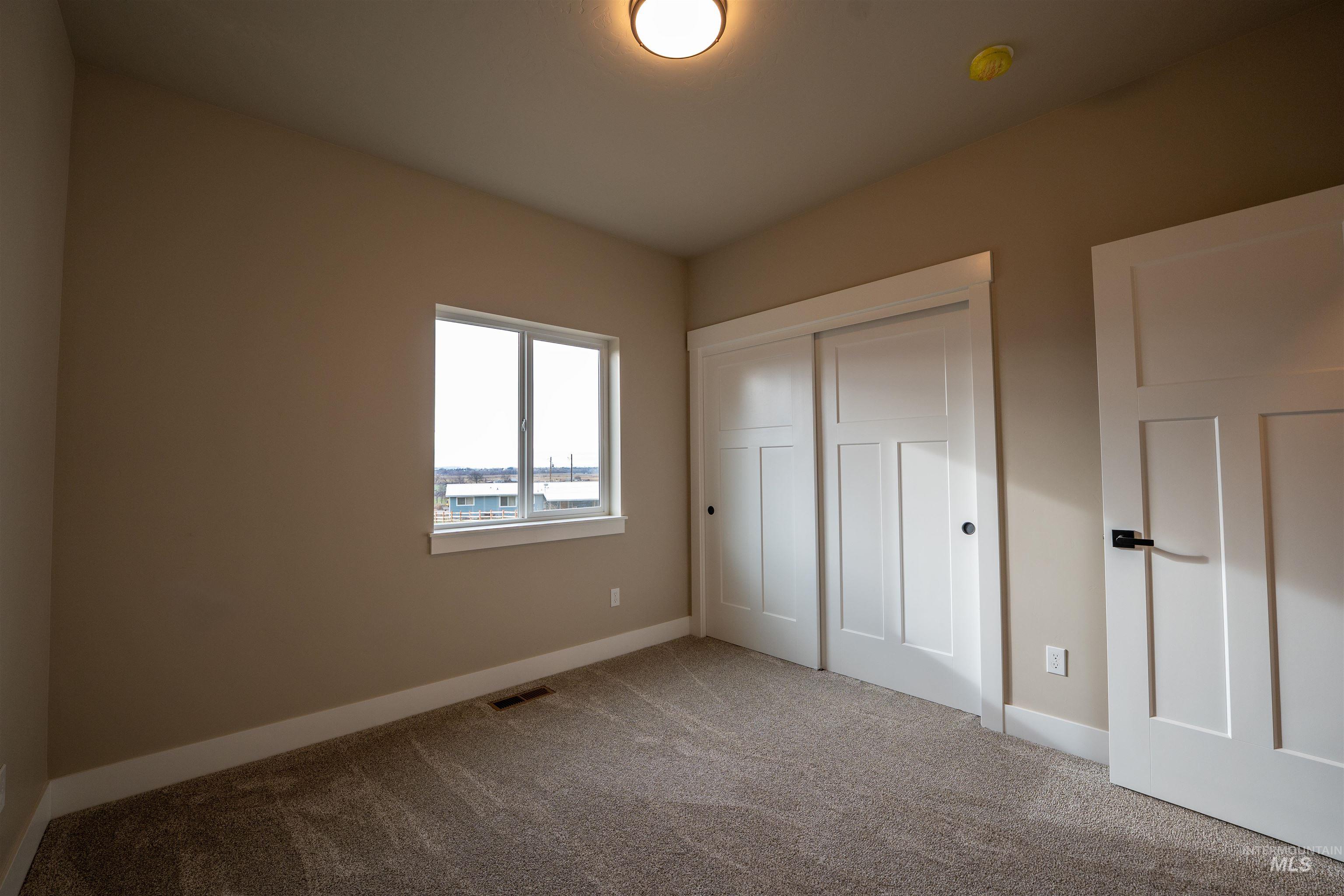 2198 Highway 52, Payette, Idaho 83661, 3 Bedrooms, 2 Bathrooms, Residential For Sale, Price $479,900,MLS 98965902