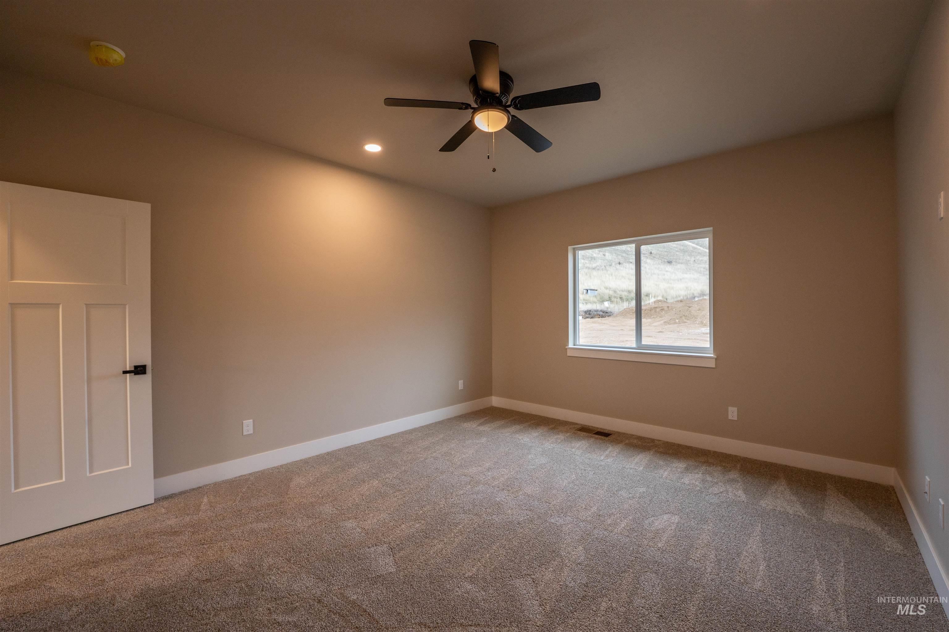 2198 Highway 52, Payette, Idaho 83661, 3 Bedrooms, 2 Bathrooms, Residential For Sale, Price $479,900,MLS 98965902