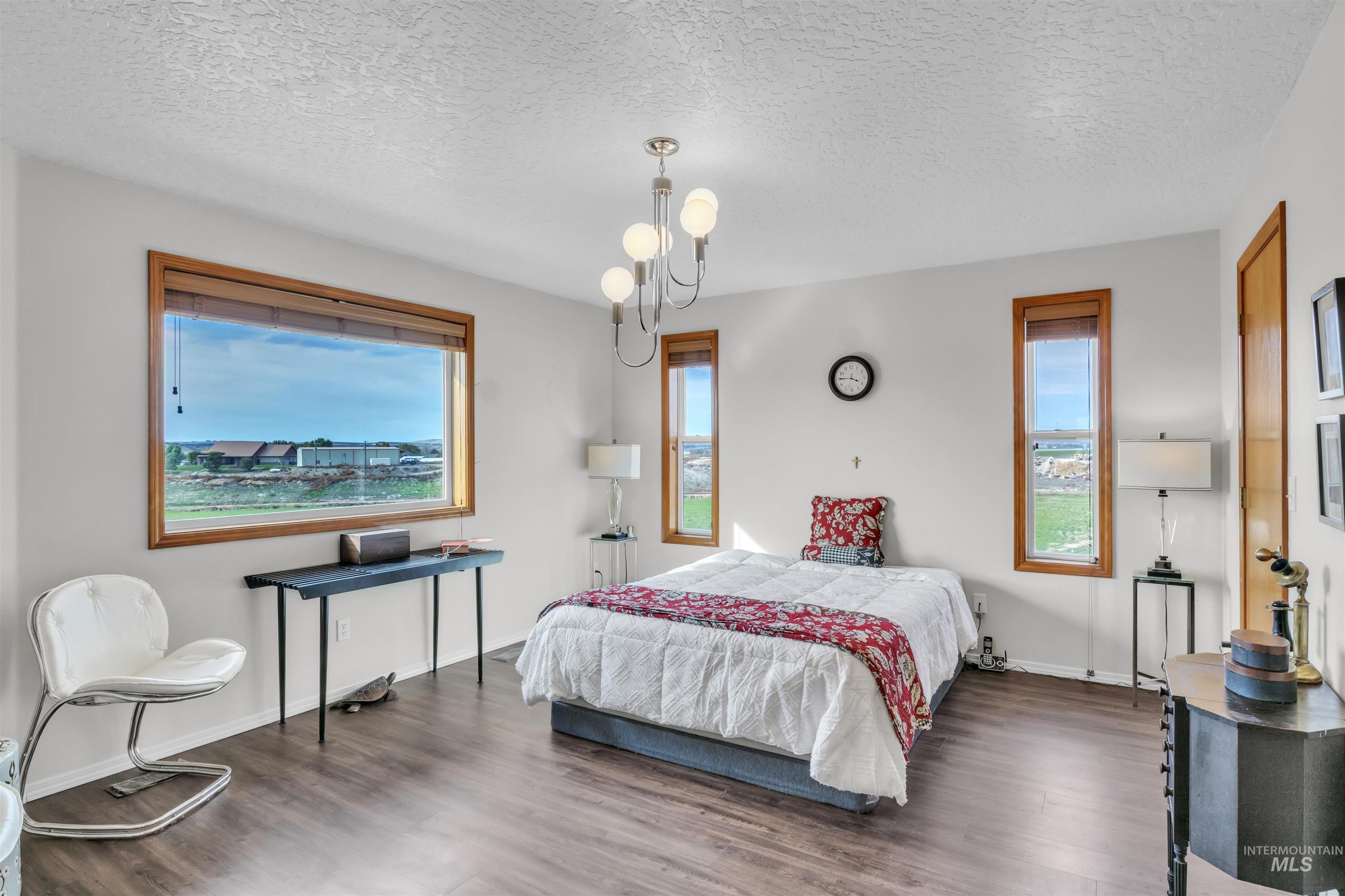 1979 S Can Ada Road, Melba, Idaho 83641-5263, 3 Bedrooms, 2 Bathrooms, Residential For Sale, Price $599,000,MLS 98965904