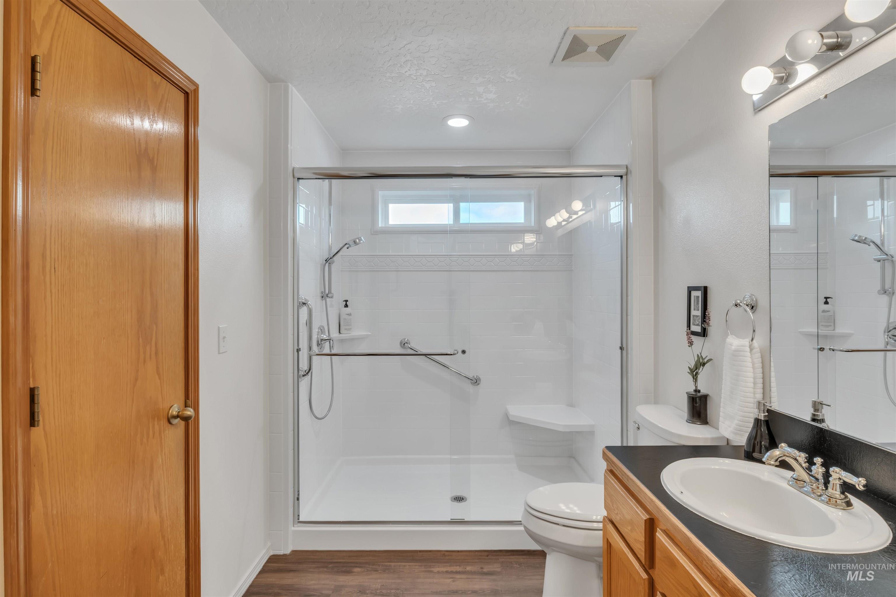 1979 S Can Ada Road, Melba, Idaho 83641-5263, 3 Bedrooms, 2 Bathrooms, Residential For Sale, Price $599,000,MLS 98965904