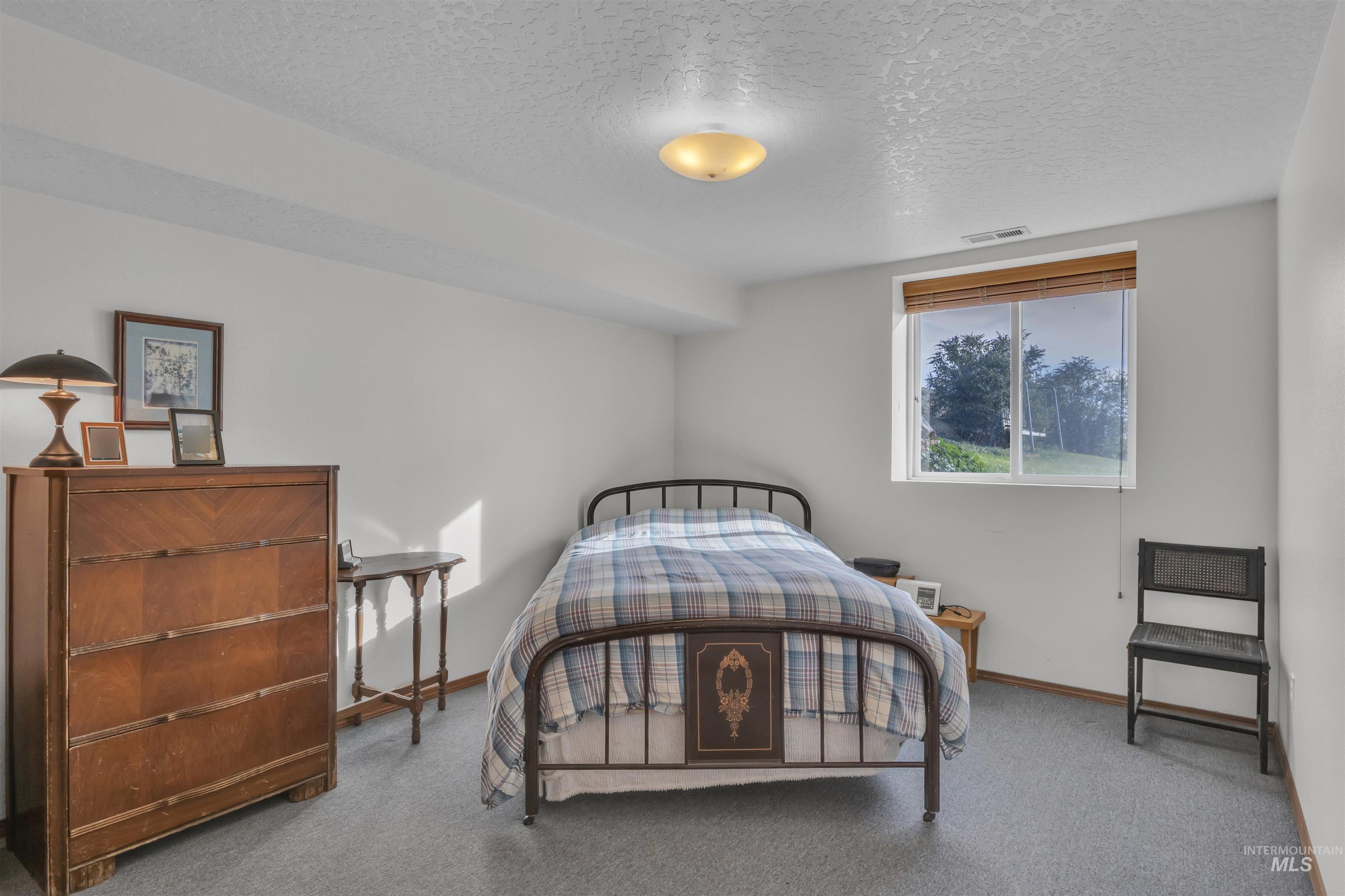 1979 S Can Ada Road, Melba, Idaho 83641-5263, 3 Bedrooms, 2 Bathrooms, Residential For Sale, Price $599,000,MLS 98965904