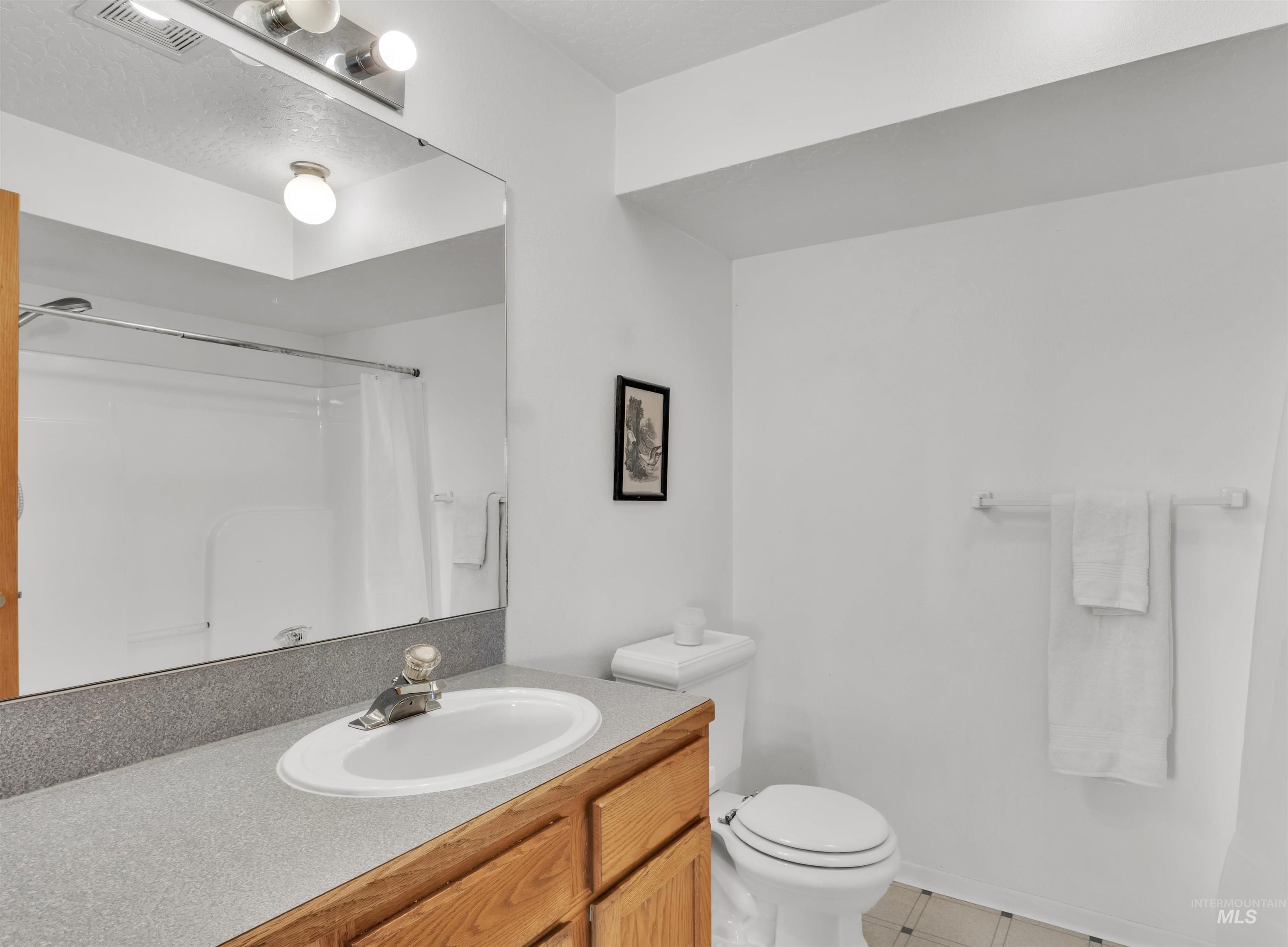 1979 S Can Ada Road, Melba, Idaho 83641-5263, 3 Bedrooms, 2 Bathrooms, Residential For Sale, Price $599,000,MLS 98965904