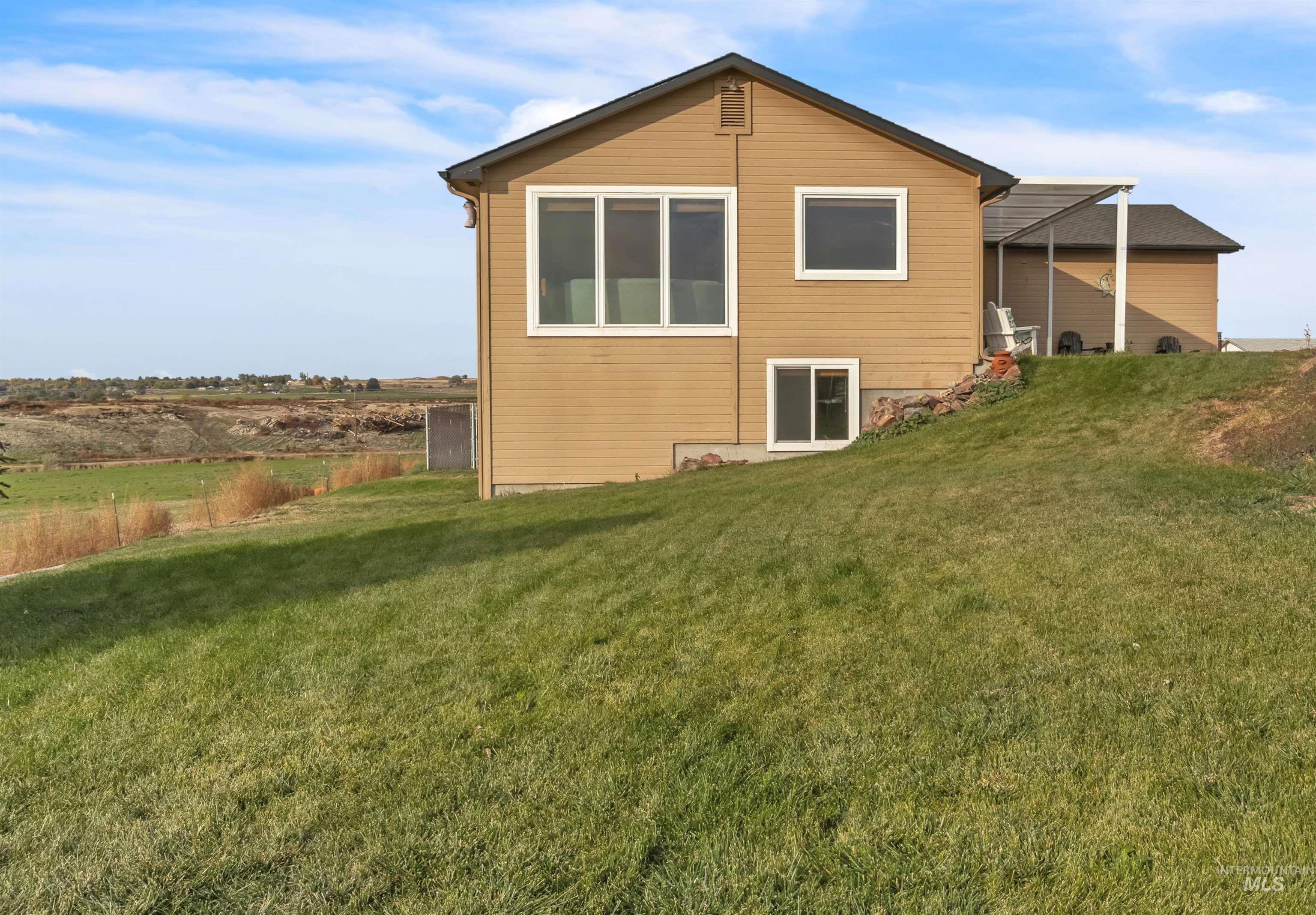 1979 S Can Ada Road, Melba, Idaho 83641-5263, 3 Bedrooms, 2 Bathrooms, Residential For Sale, Price $599,000,MLS 98965904