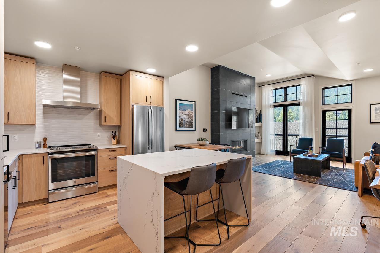 720 Village Drive, Donnelly, Idaho 83615, 1 Bedroom, 1 Bathroom, Residential For Sale, Price $599,000,MLS 98965917