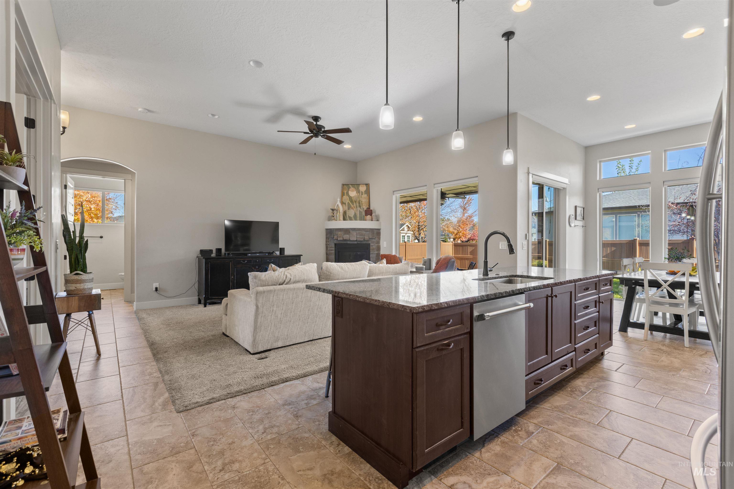 92 S Vandries Ave, Eagle, Idaho 83616, 4 Bedrooms, 2 Bathrooms, Residential For Sale, Price $649,900,MLS 98965919