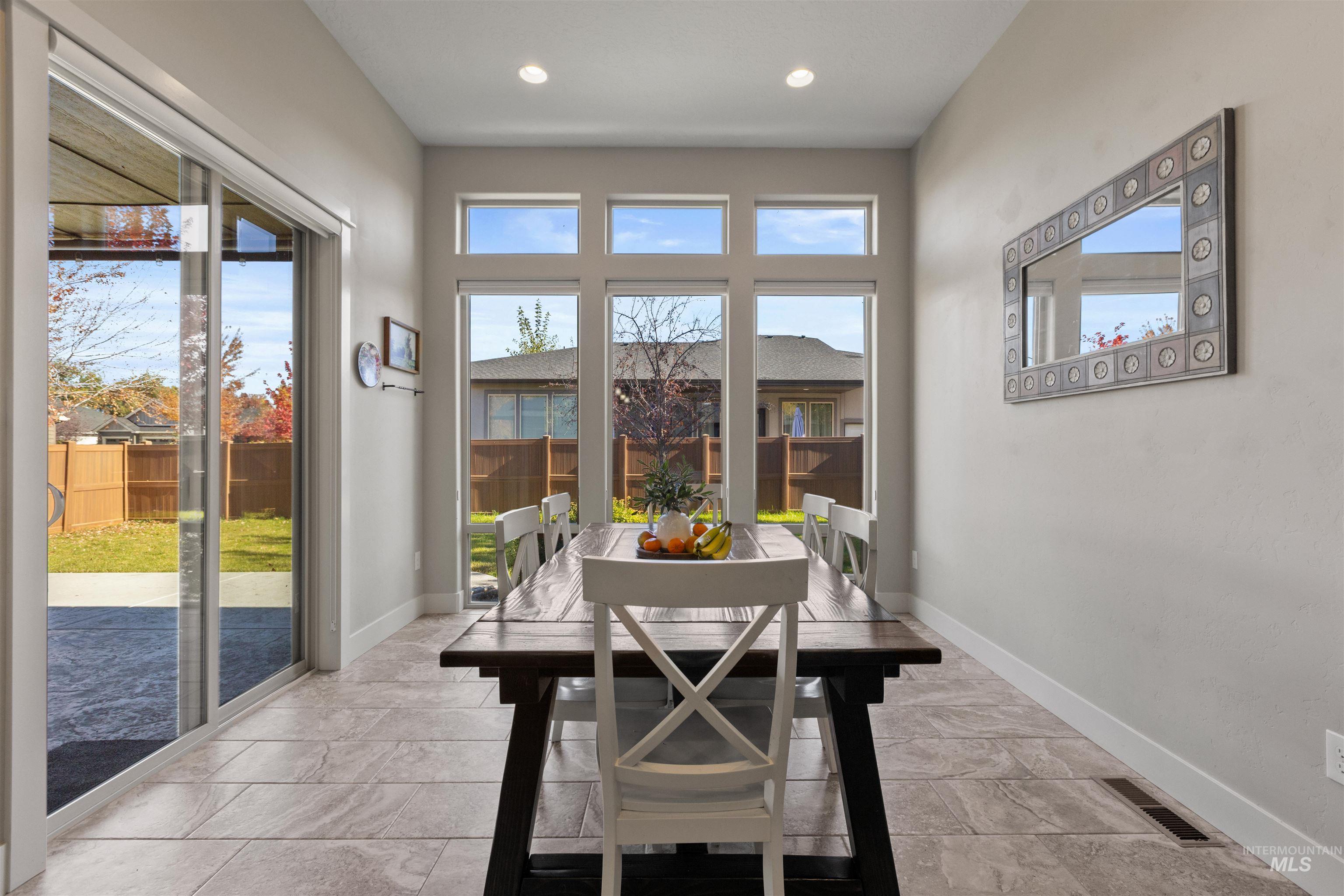 92 S Vandries Ave, Eagle, Idaho 83616, 4 Bedrooms, 2 Bathrooms, Residential For Sale, Price $649,900,MLS 98965919