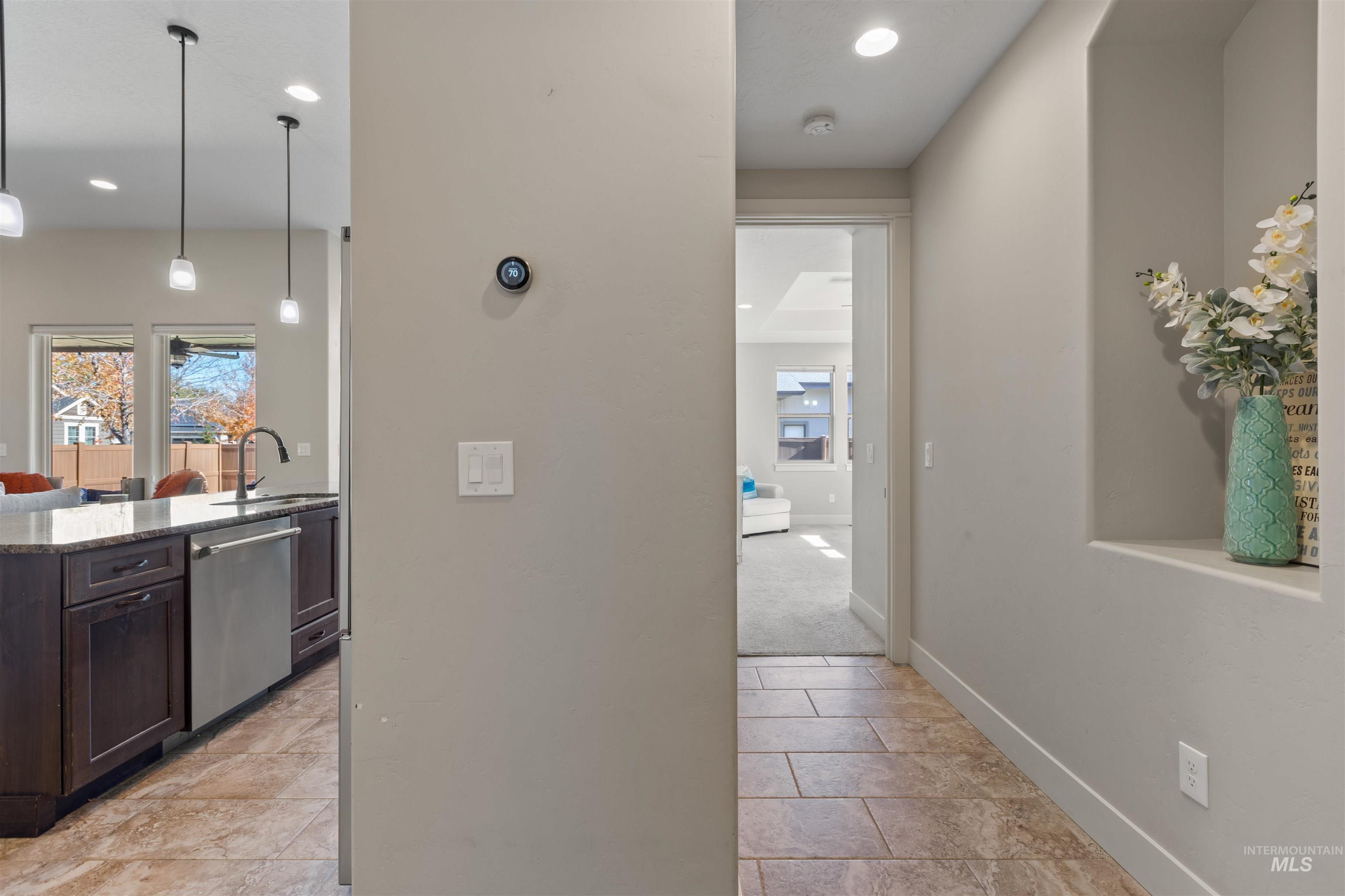 92 S Vandries Ave, Eagle, Idaho 83616, 4 Bedrooms, 2 Bathrooms, Residential For Sale, Price $649,900,MLS 98965919