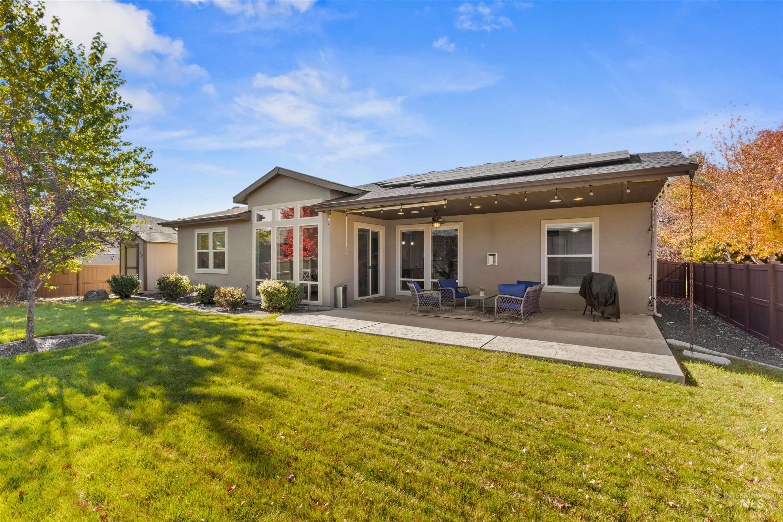 92 S Vandries Ave, Eagle, Idaho 83616, 4 Bedrooms, 2 Bathrooms, Residential For Sale, Price $649,900,MLS 98965919