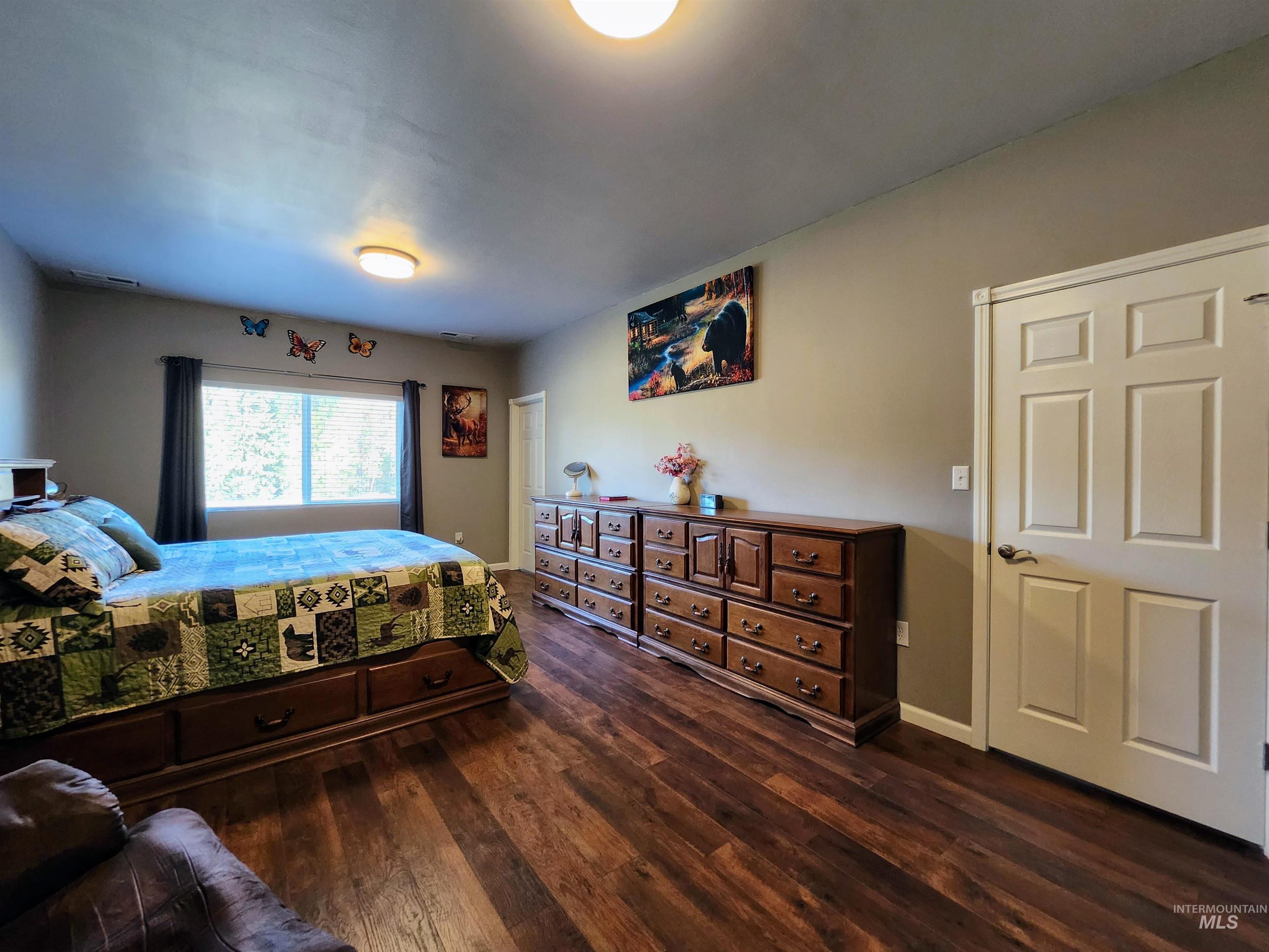 1076 Quartz Creek Rd, Harvard, Idaho 83834, 3 Bedrooms, 2 Bathrooms, Residential For Sale, Price $655,000,MLS 98965922