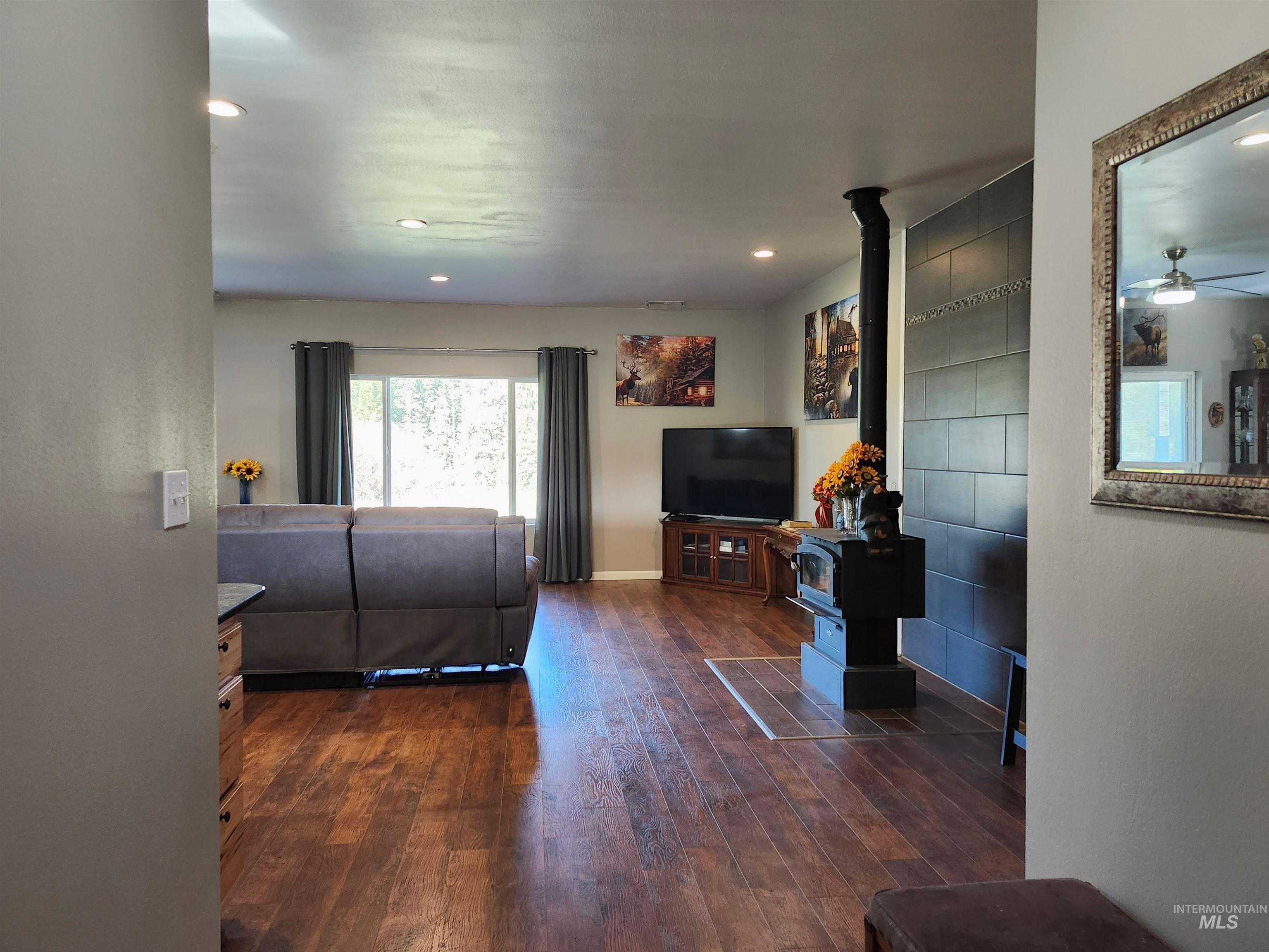 1076 Quartz Creek Rd, Harvard, Idaho 83834, 3 Bedrooms, 2 Bathrooms, Residential For Sale, Price $655,000,MLS 98965922