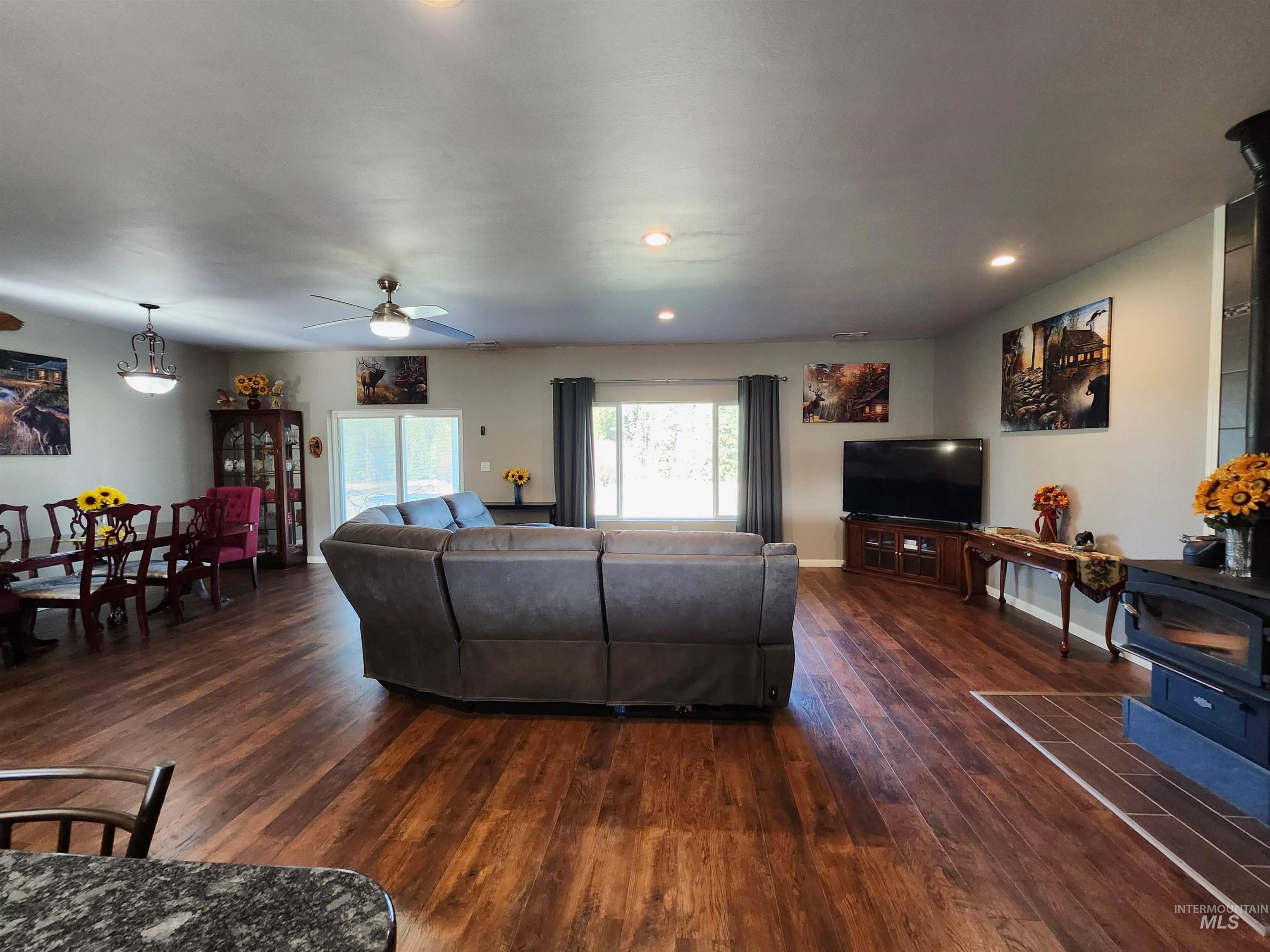 1076 Quartz Creek Rd, Harvard, Idaho 83834, 3 Bedrooms, 2 Bathrooms, Residential For Sale, Price $655,000,MLS 98965922