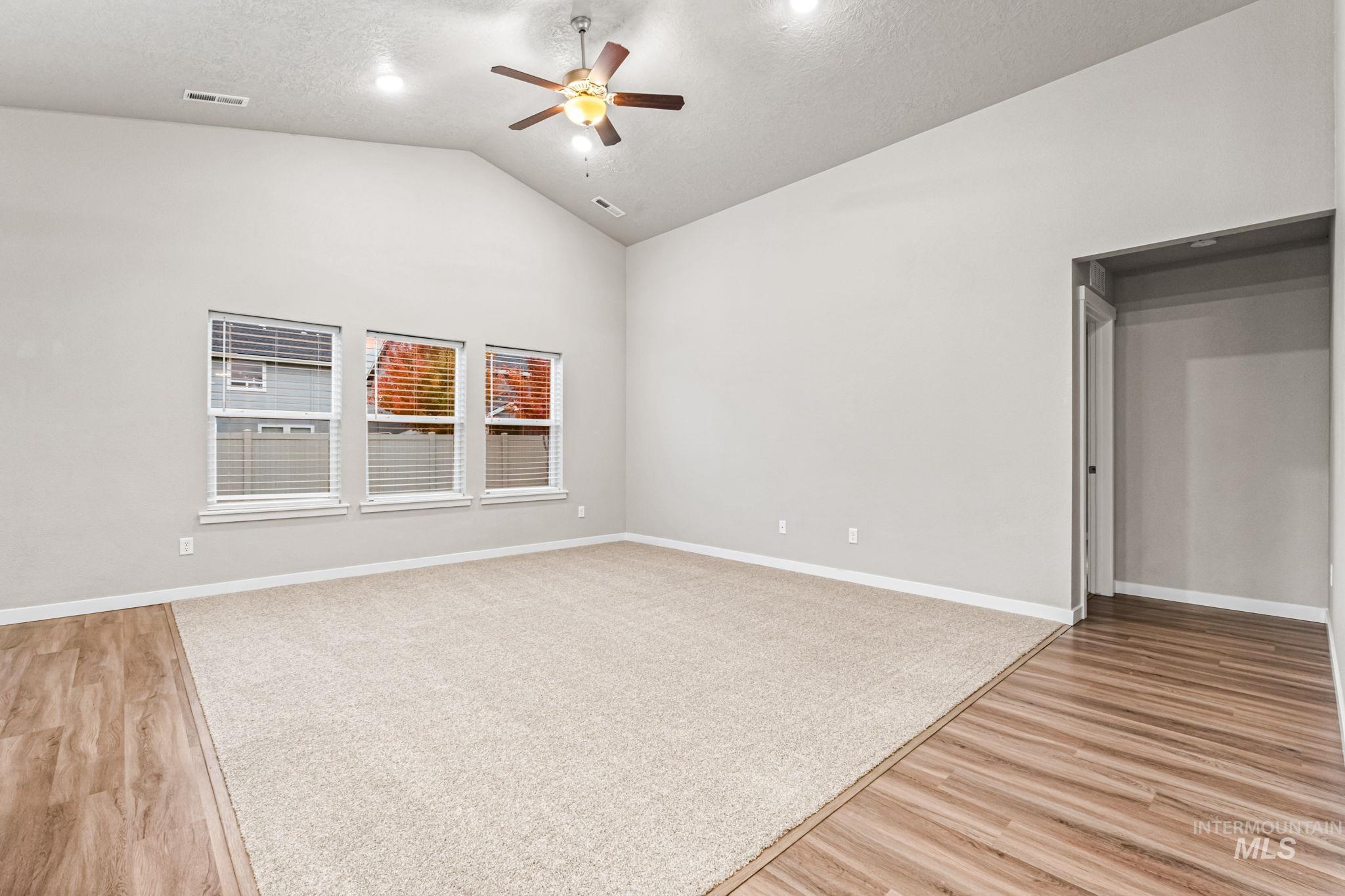 675 E Whitbeck St., Kuna, Idaho 83634, 3 Bedrooms, 2 Bathrooms, Residential For Sale, Price $429,990,MLS 98965947