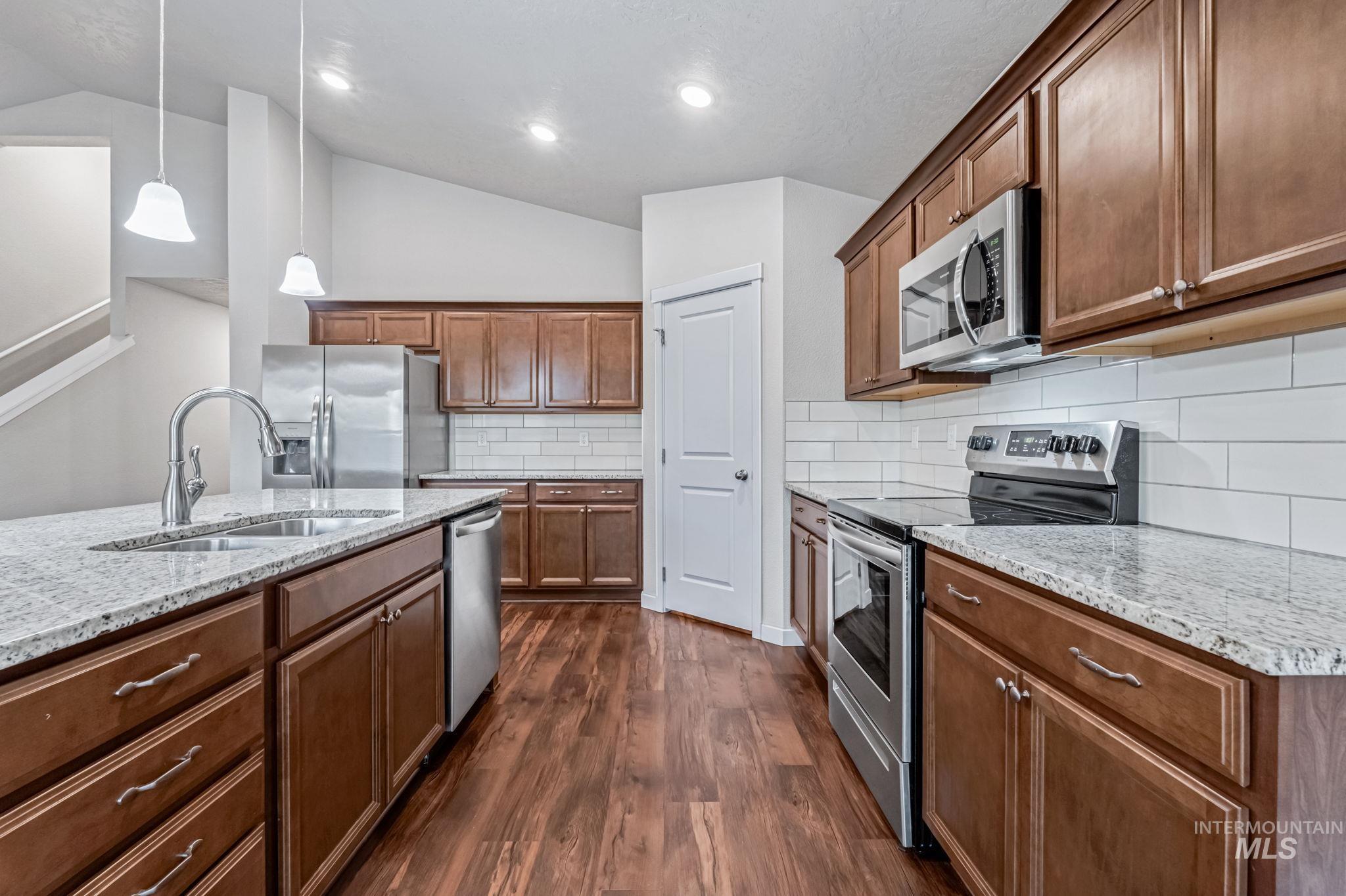 15837 N Limestone Way, Nampa, Idaho 83651, 4 Bedrooms, 2 Bathrooms, Residential For Sale, Price $429,990,MLS 98965953