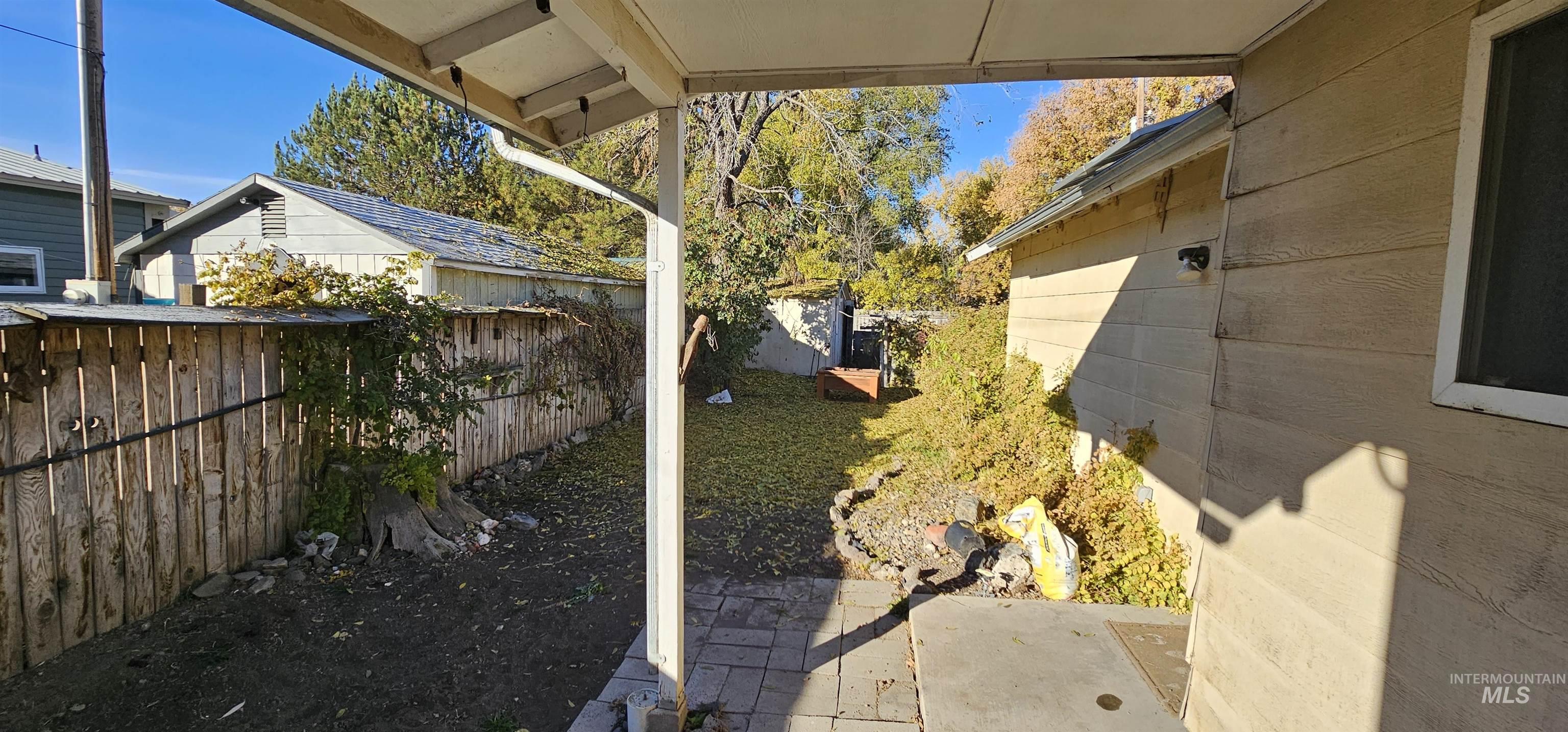 555 15th St., Vale, Oregon 97918-0000, 2 Bedrooms, 2 Bathrooms, Residential For Sale, Price $229,900,MLS 98965958