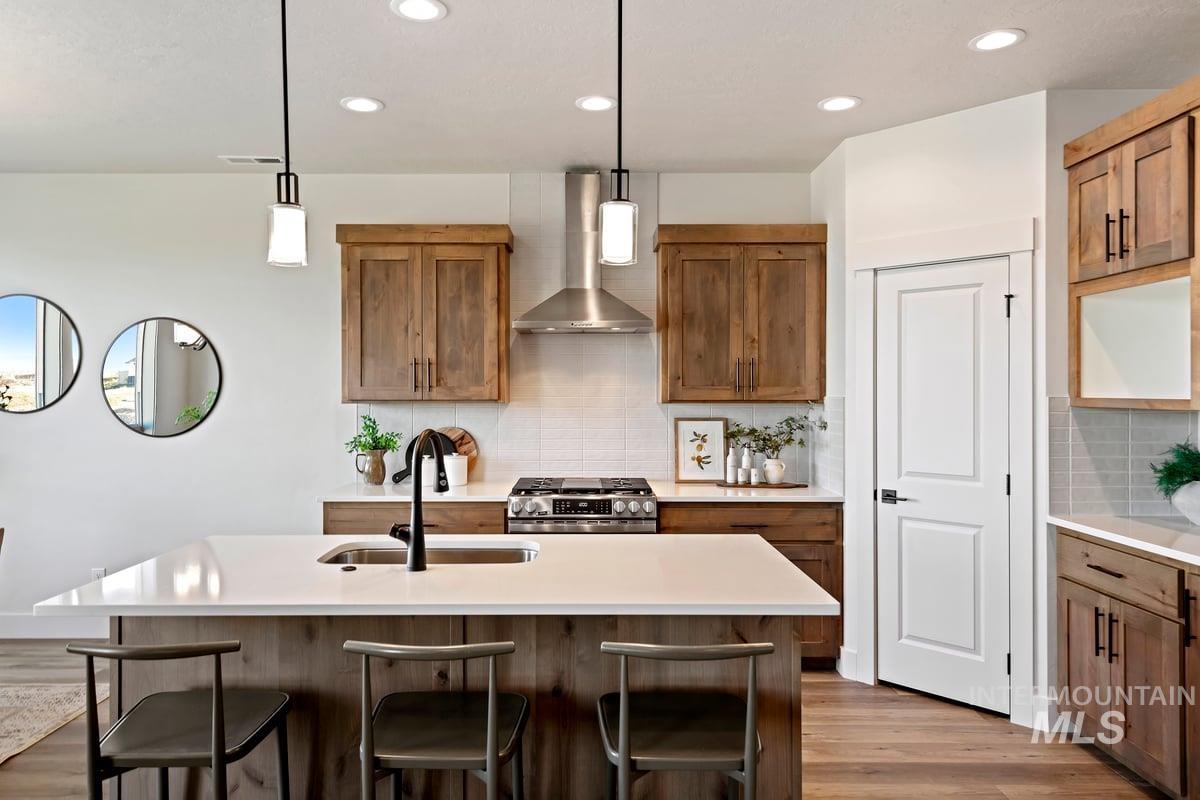 2353 S Hurd Ave., Nampa, Idaho 83686, 3 Bedrooms, 2 Bathrooms, Residential For Sale, Price $529,900,MLS 98965975