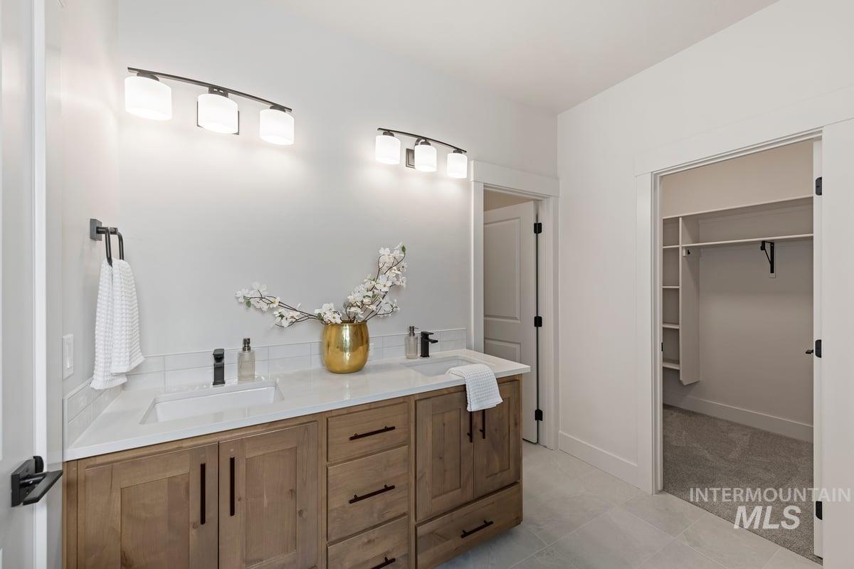 2353 S Hurd Ave., Nampa, Idaho 83686, 3 Bedrooms, 2 Bathrooms, Residential For Sale, Price $529,900,MLS 98965975