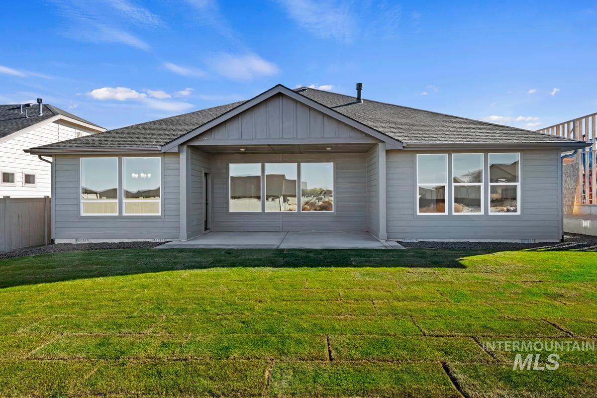 2353 S Hurd Ave., Nampa, Idaho 83686, 3 Bedrooms, 2 Bathrooms, Residential For Sale, Price $529,900,MLS 98965975