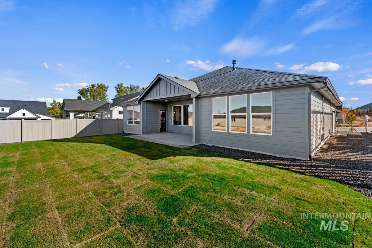 2353 S Hurd Ave., Nampa, Idaho 83686, 3 Bedrooms, 2 Bathrooms, Residential For Sale, Price $529,900,MLS 98965975