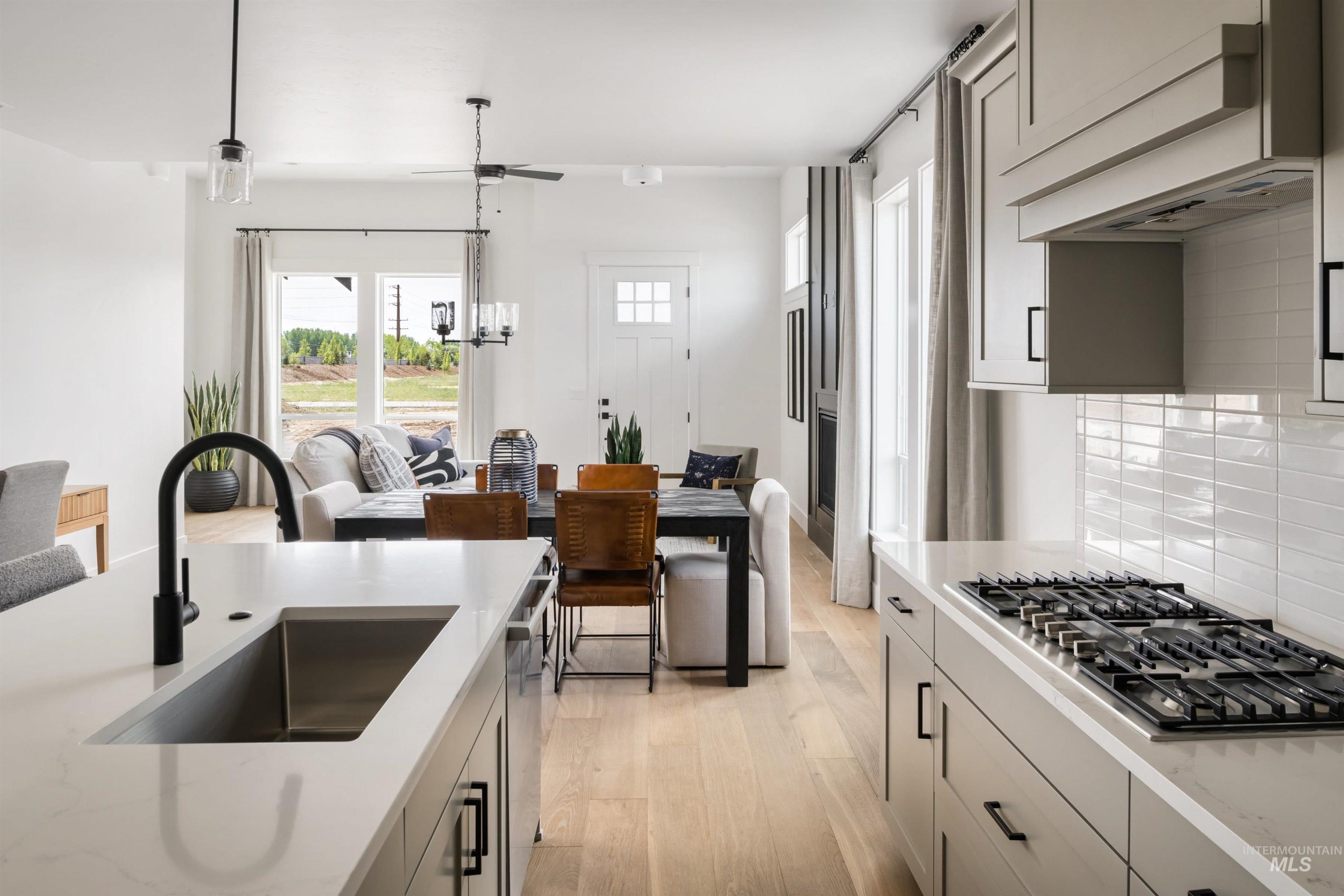 2154 W Freya Court, Eagle, Idaho 83616-1319, 3 Bedrooms, 2.5 Bathrooms, Residential For Sale, Price $519,900,MLS 98965977