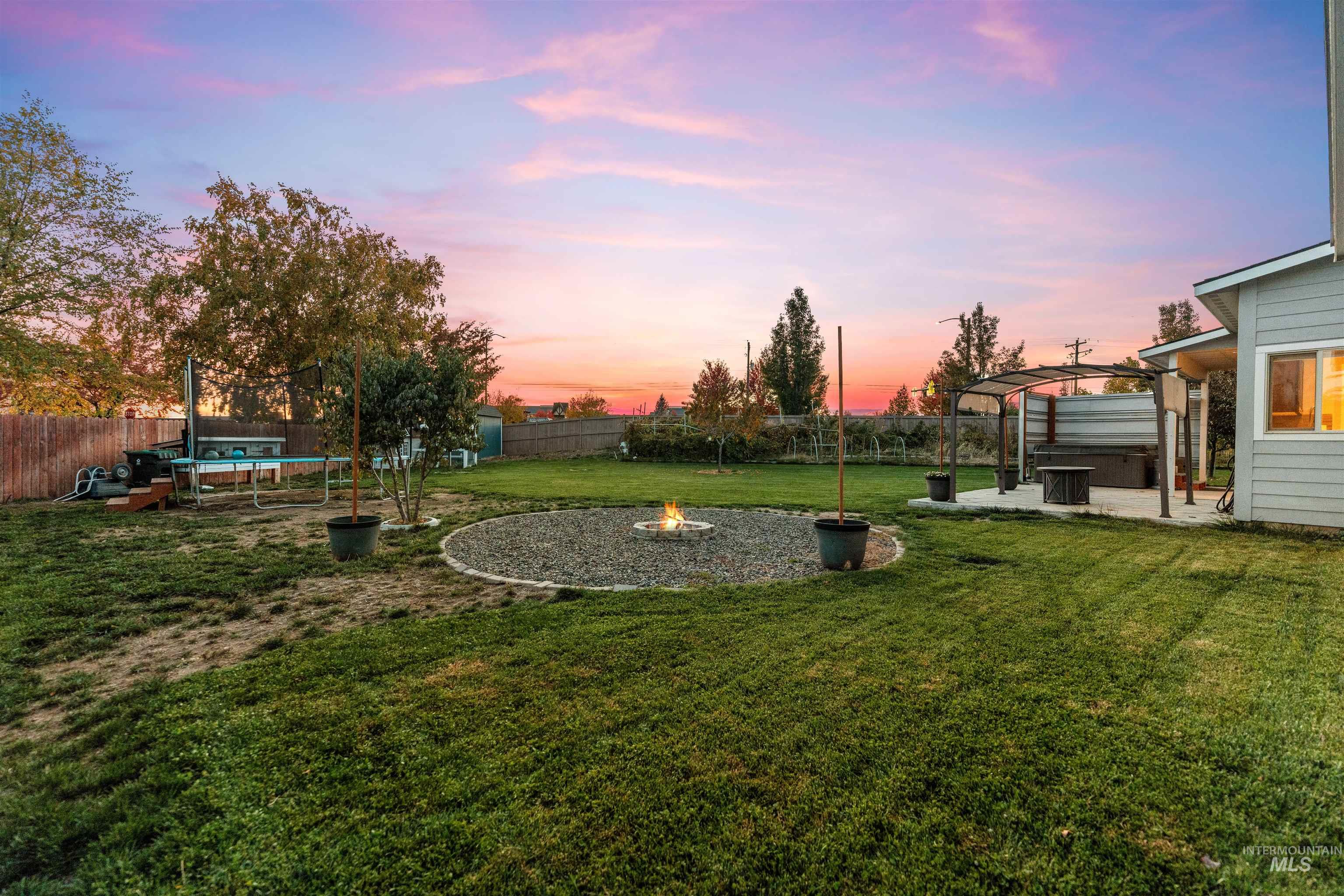 37 E Ensenada Dr, Meridian, Idaho 83646, 6 Bedrooms, 4.5 Bathrooms, Residential For Sale, Price $734,000,MLS 98965984