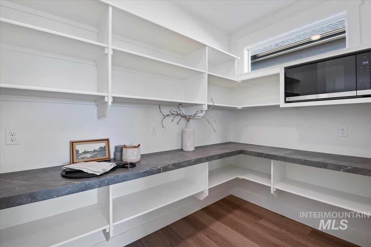 2136 N Palaestra Ave, Eagle, Idaho 83616, 4 Bedrooms, 3.5 Bathrooms, Residential For Sale, Price $969,900, 98965991