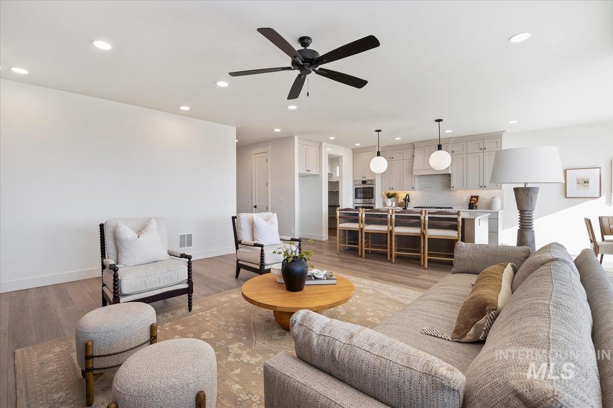 2136 N Palaestra Ave, Eagle, Idaho 83616, 4 Bedrooms, 3.5 Bathrooms, Residential For Sale, Price $969,900, 98965991