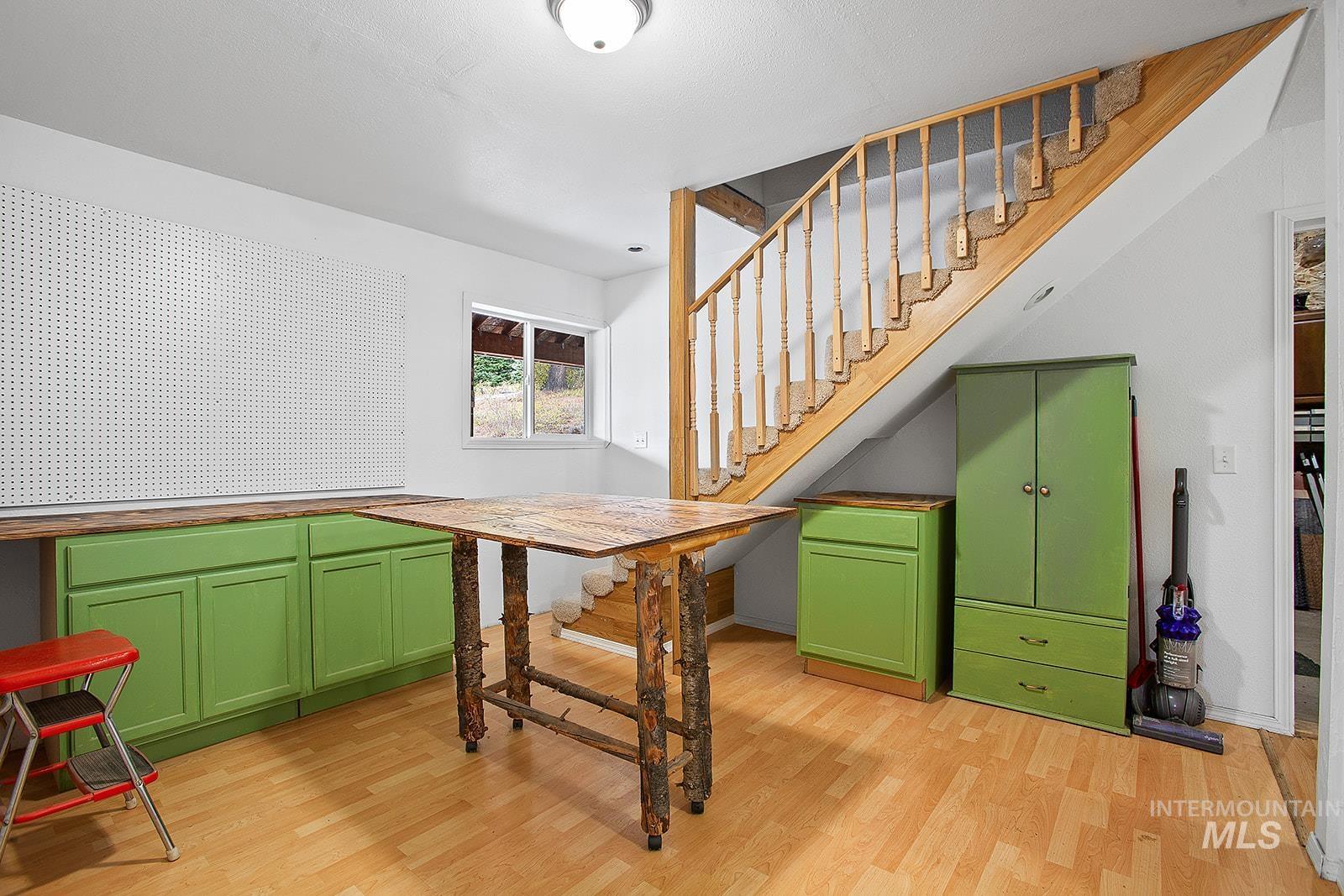 43406 Black Pine Drive, Winchester, Idaho 83555, 3 Bedrooms, 1 Bathroom, Residential For Sale, Price $559,000, 98965995