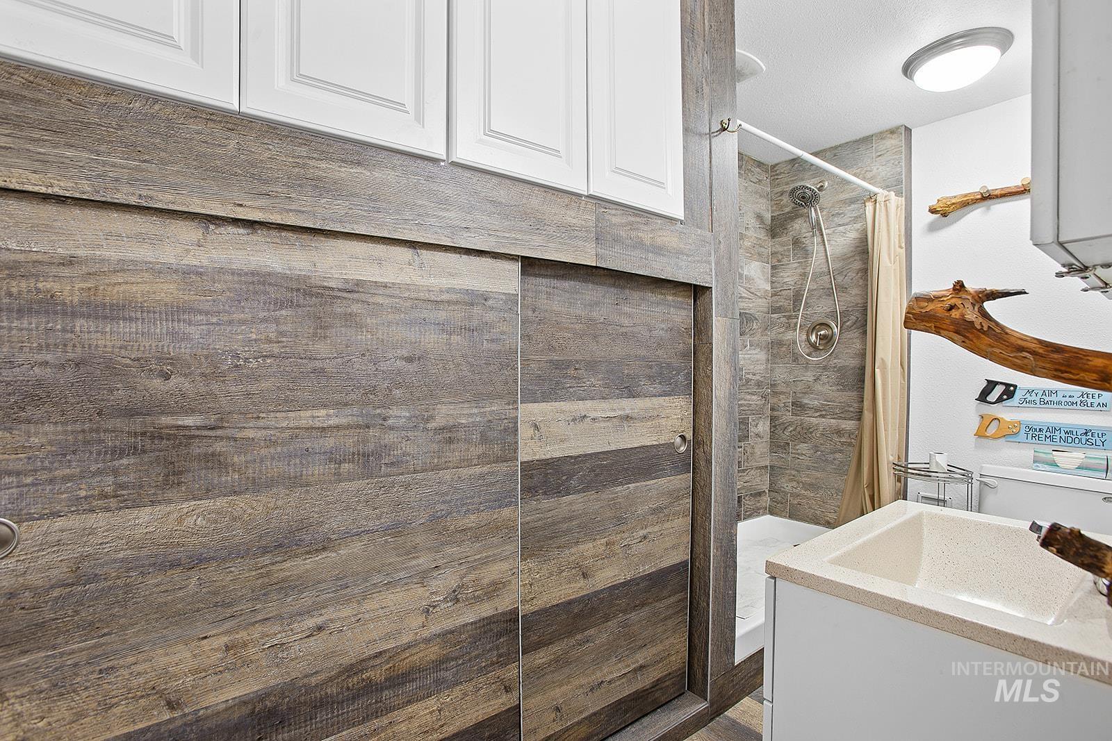 43406 Black Pine Drive, Winchester, Idaho 83555, 3 Bedrooms, 1 Bathroom, Residential For Sale, Price $559,000, 98965995