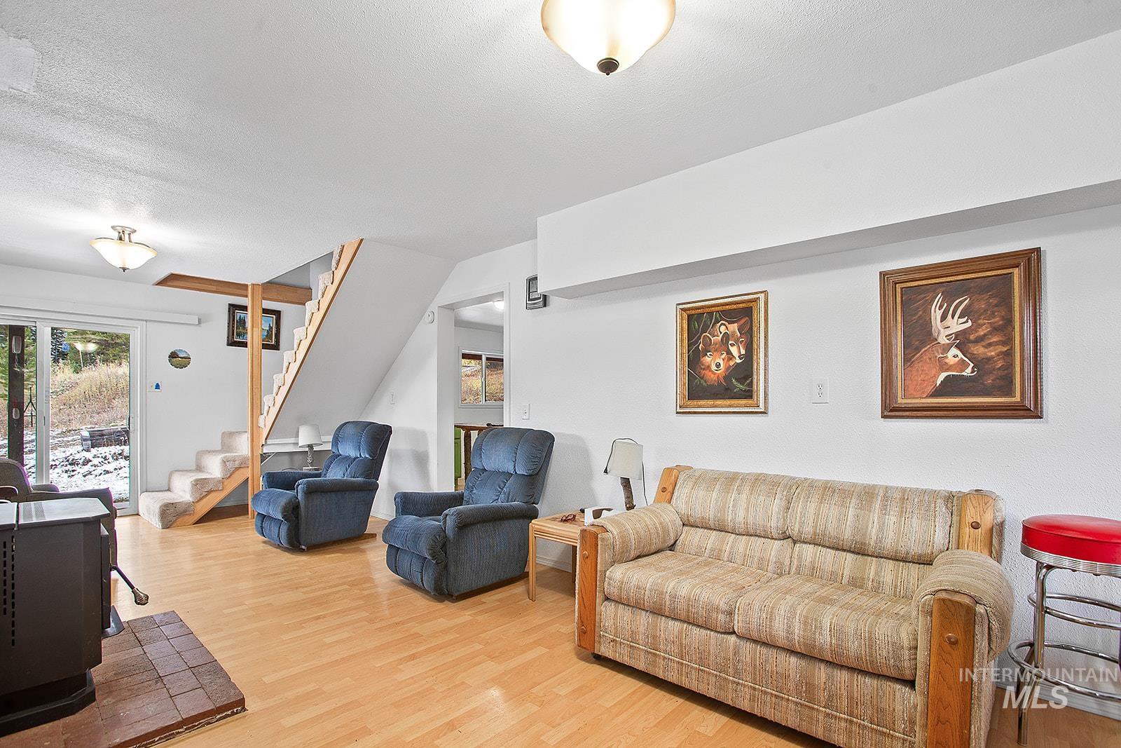 43406 Black Pine Drive, Winchester, Idaho 83555, 3 Bedrooms, 1 Bathroom, Residential For Sale, Price $559,000, 98965995