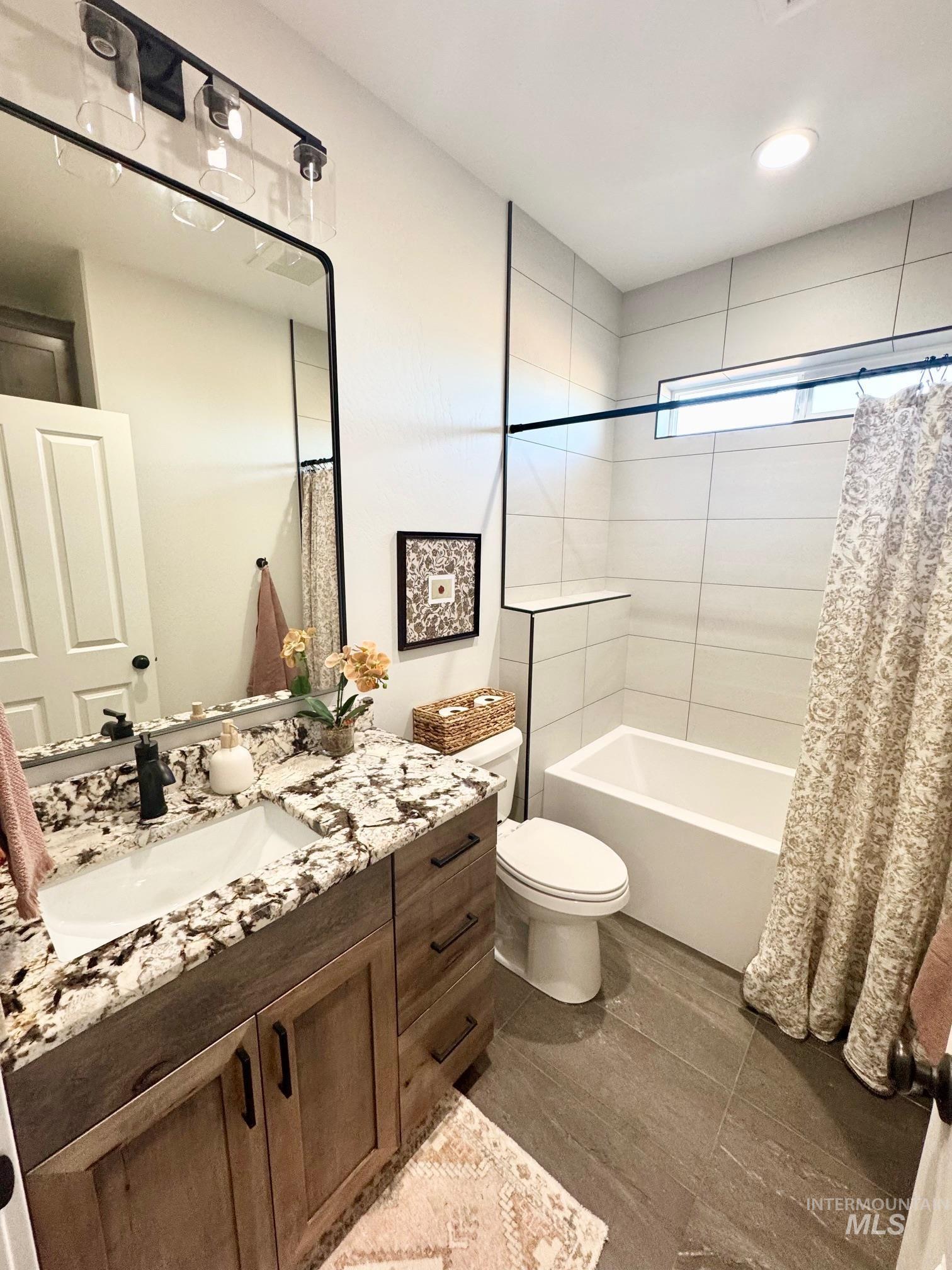 169 N 200 W, Rupert, Idaho 83350, 6 Bedrooms, 5 Bathrooms, Residential For Sale, Price $849,999,MLS 98966004