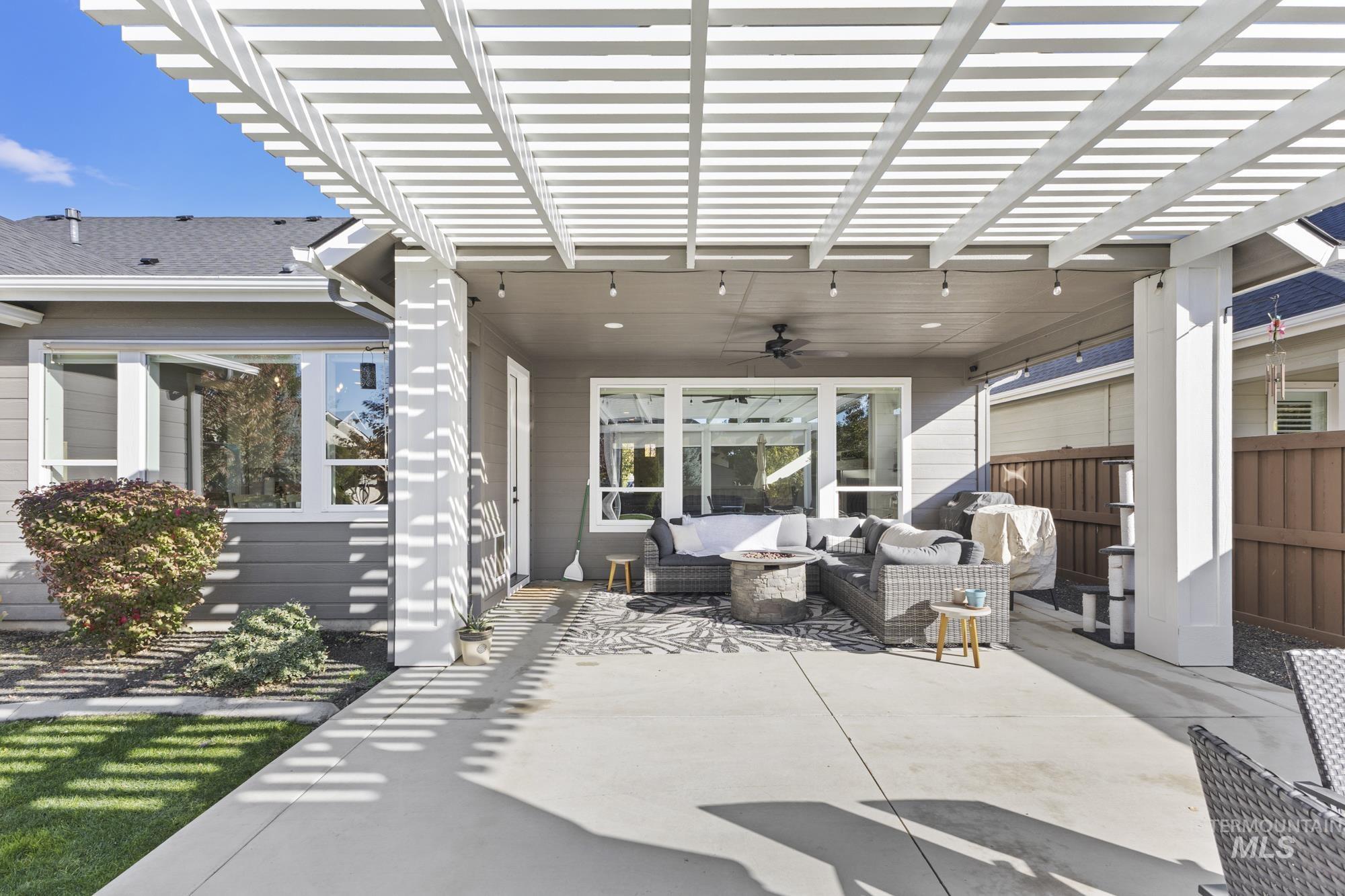 5747 N Bolsena Ave, Meridian, Idaho 83646, 4 Bedrooms, 3 Bathrooms, Residential For Sale, Price $774,767,MLS 98966026