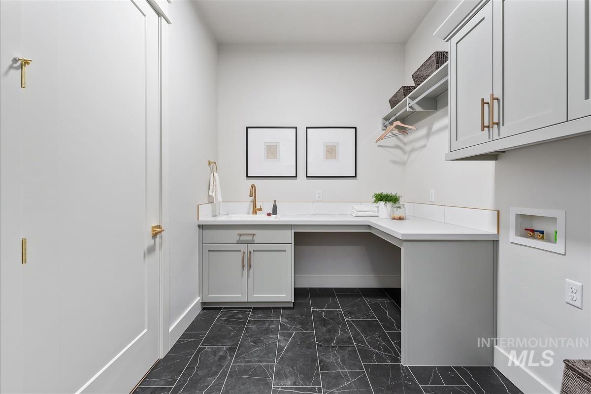 9973 S Peregrine Falcon Ave., Nampa, Idaho 83686, 3 Bedrooms, 3 Bathrooms, Residential For Sale, Price $929,900,MLS 98966034