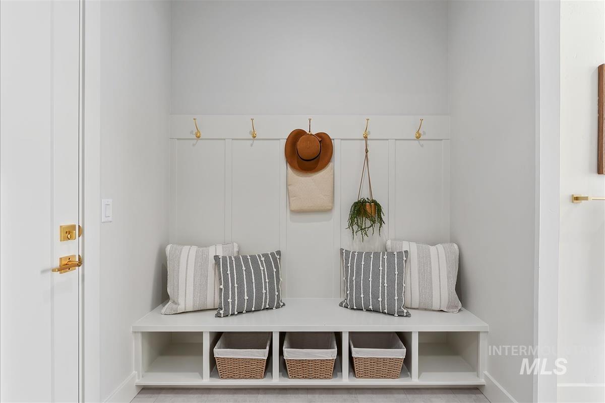 9973 S Peregrine Falcon Ave., Nampa, Idaho 83686, 3 Bedrooms, 3 Bathrooms, Residential For Sale, Price $929,900,MLS 98966034