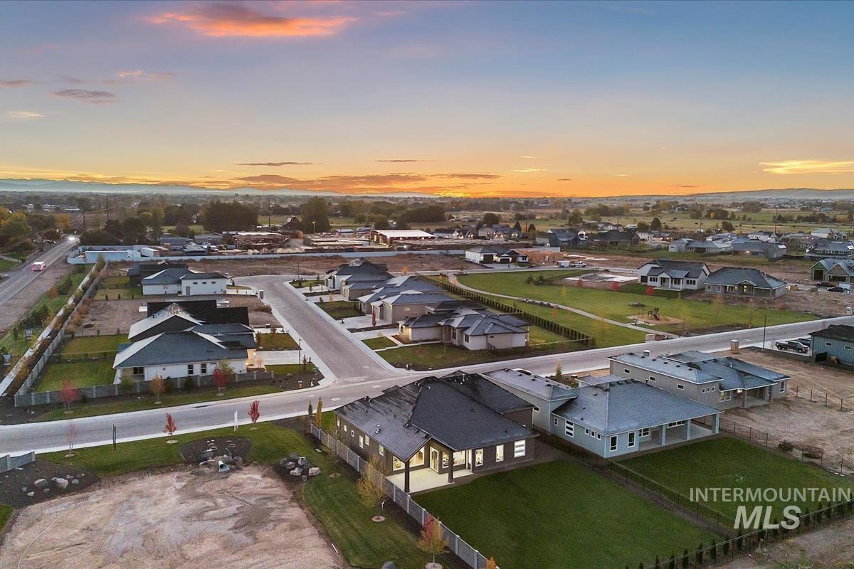 9973 S Peregrine Falcon Ave., Nampa, Idaho 83686, 3 Bedrooms, 3 Bathrooms, Residential For Sale, Price $929,900,MLS 98966034