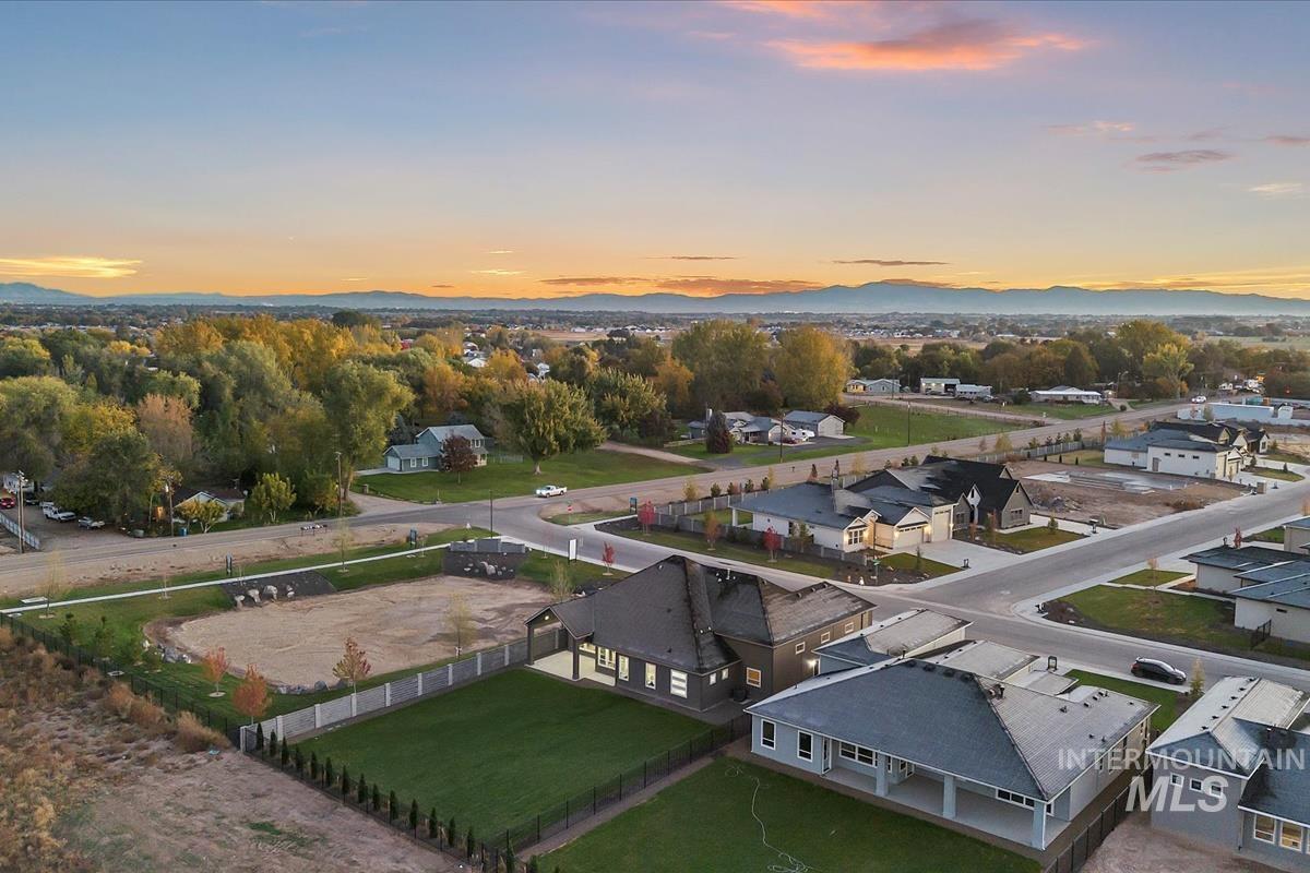 9973 S Peregrine Falcon Ave., Nampa, Idaho 83686, 3 Bedrooms, 3 Bathrooms, Residential For Sale, Price $929,900,MLS 98966034