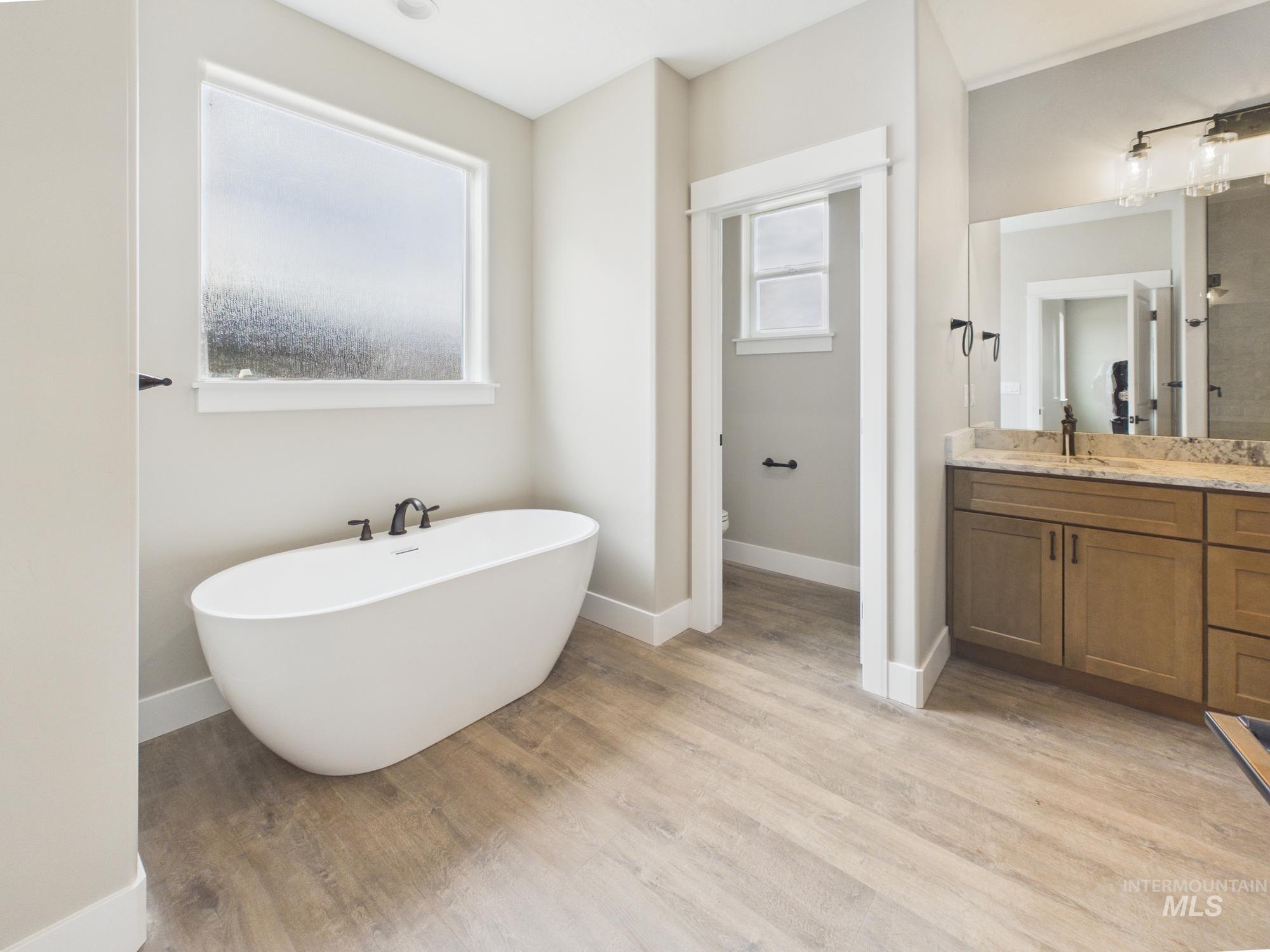 1910 Ruth Lane, Emmett, Idaho 83617, 4 Bedrooms, 2 Bathrooms, Residential For Sale, Price $887,500, 98966044