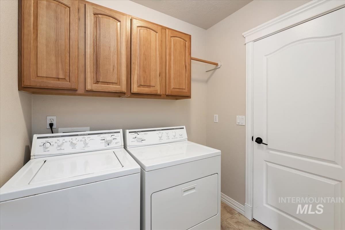 514 Crosspoint Ave, Nampa, Idaho 83686, 4 Bedrooms, 2.5 Bathrooms, Residential For Sale, Price $460,000,MLS 98966045