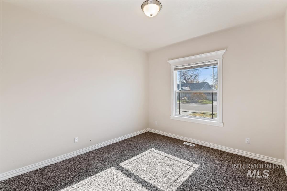 514 Crosspoint Ave, Nampa, Idaho 83686, 4 Bedrooms, 2.5 Bathrooms, Residential For Sale, Price $460,000,MLS 98966045