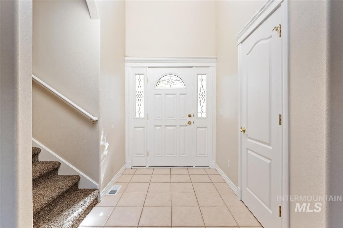 514 Crosspoint Ave, Nampa, Idaho 83686, 4 Bedrooms, 2.5 Bathrooms, Residential For Sale, Price $460,000,MLS 98966045