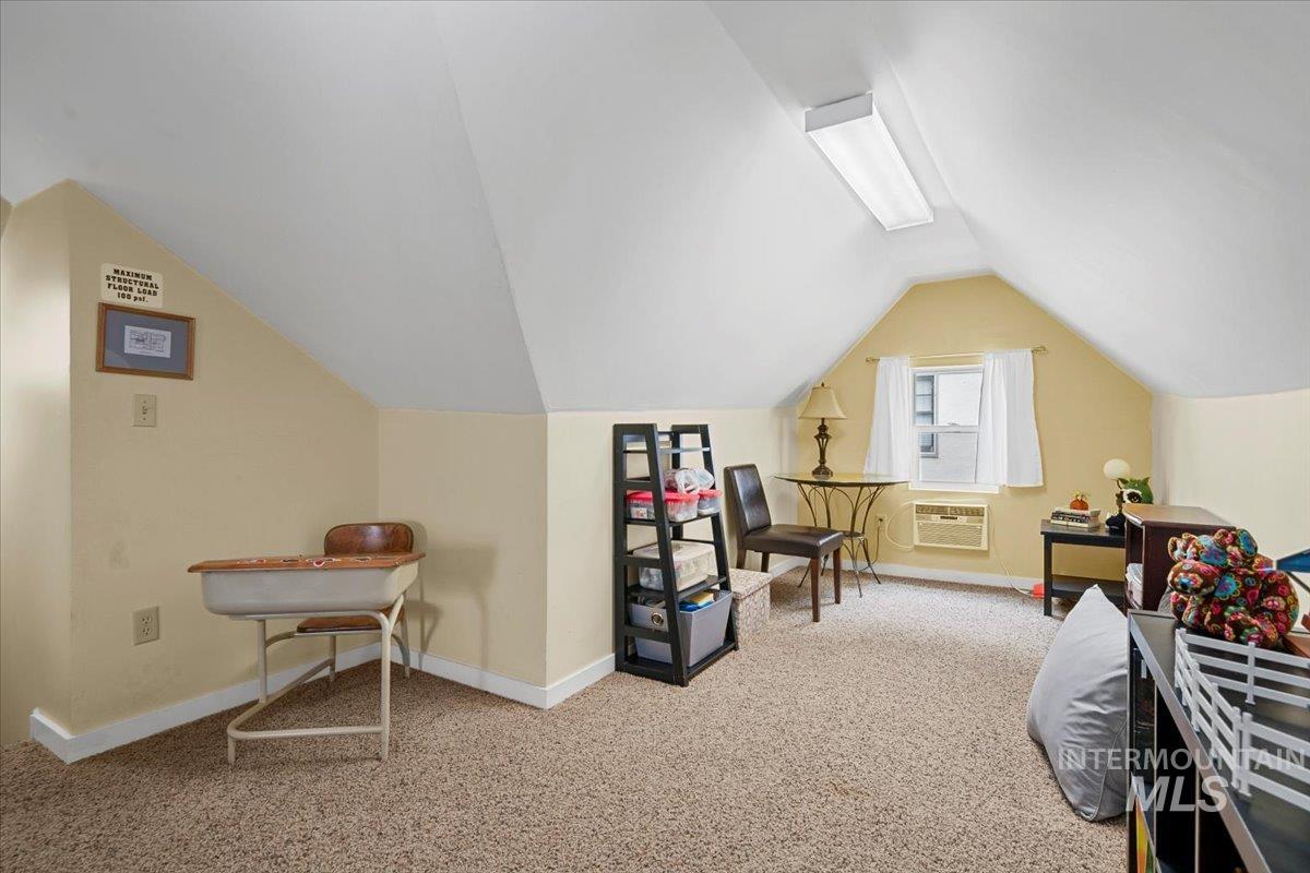 1010 W Hays St, Boise, Idaho 83702, 4 Bedrooms, 1.5 Bathrooms, Residential Income For Sale, Price $725,000, 98966053