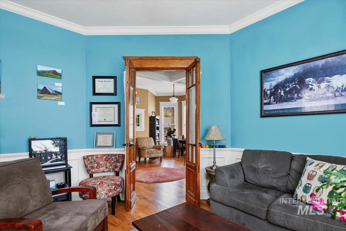 1010 W Hays St, Boise, Idaho 83702, 4 Bedrooms, 1.5 Bathrooms, Residential Income For Sale, Price $725,000, 98966053