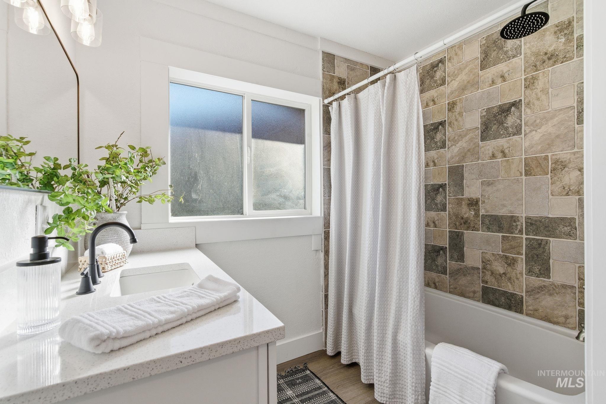 4820 Albion, Boise, Idaho 83705, 3 Bedrooms, 1 Bathroom, Residential For Sale, Price $499,990,MLS 98966058