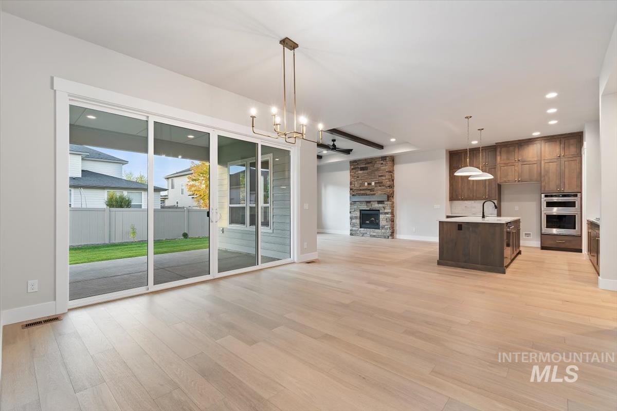 2147 E Blakehurst Ave., Kuna, Idaho 83634, 3 Bedrooms, 3 Bathrooms, Residential For Sale, Price $787,880, 98966070