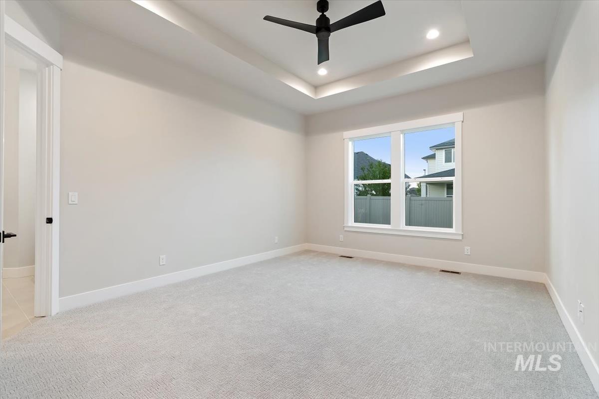 2147 E Blakehurst Ave., Kuna, Idaho 83634, 3 Bedrooms, 3 Bathrooms, Residential For Sale, Price $799,880,MLS 98966070