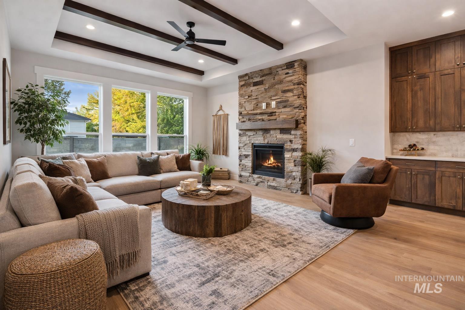 2147 E Blakehurst Ave., Kuna, Idaho 83634, 3 Bedrooms, 3 Bathrooms, Residential For Sale, Price $799,880, 98966070