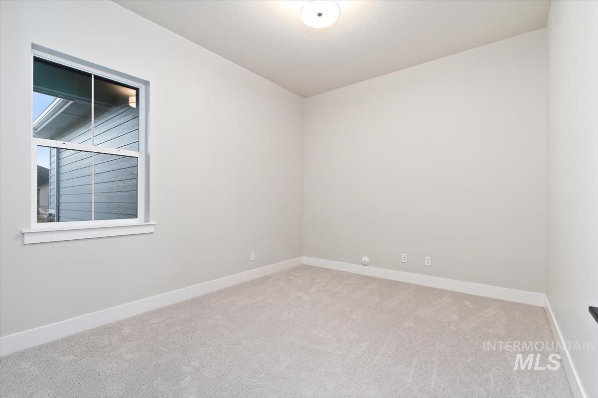 2147 E Blakehurst Ave., Kuna, Idaho 83634, 3 Bedrooms, 3 Bathrooms, Residential For Sale, Price $799,880,MLS 98966070