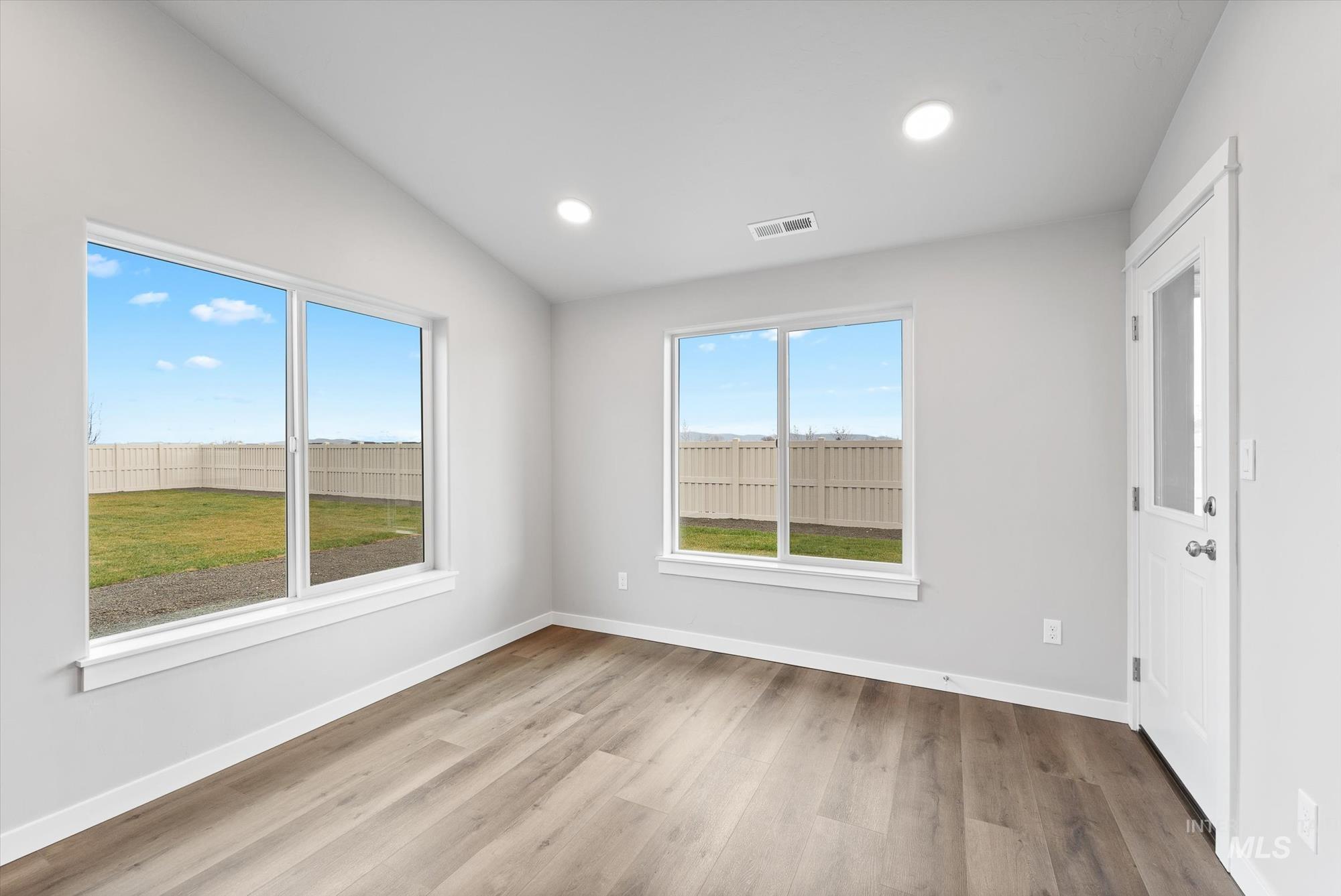 17240 N Sendoa Pl., Nampa, Idaho 83687, 4 Bedrooms, 2 Bathrooms, Residential For Sale, Price $493,990,MLS 98966090