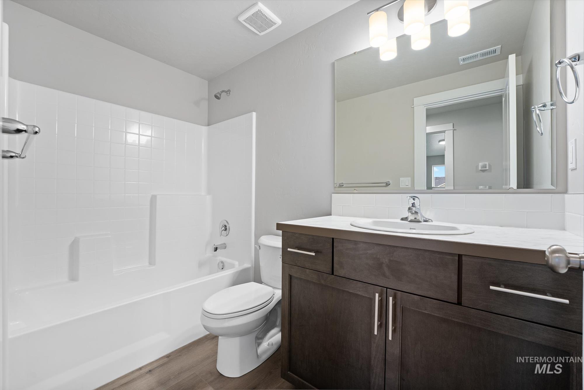 17240 N Sendoa Pl., Nampa, Idaho 83687, 4 Bedrooms, 2 Bathrooms, Residential For Sale, Price $493,990,MLS 98966090