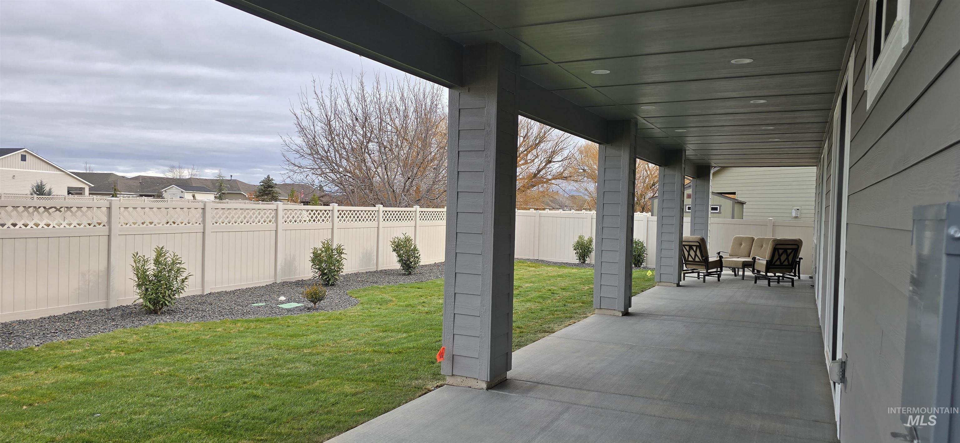 12464 W Wild Thistle Dr, Star, Idaho 83669, 3 Bedrooms, 2.5 Bathrooms, Residential For Sale, Price $674,900,MLS 98966107